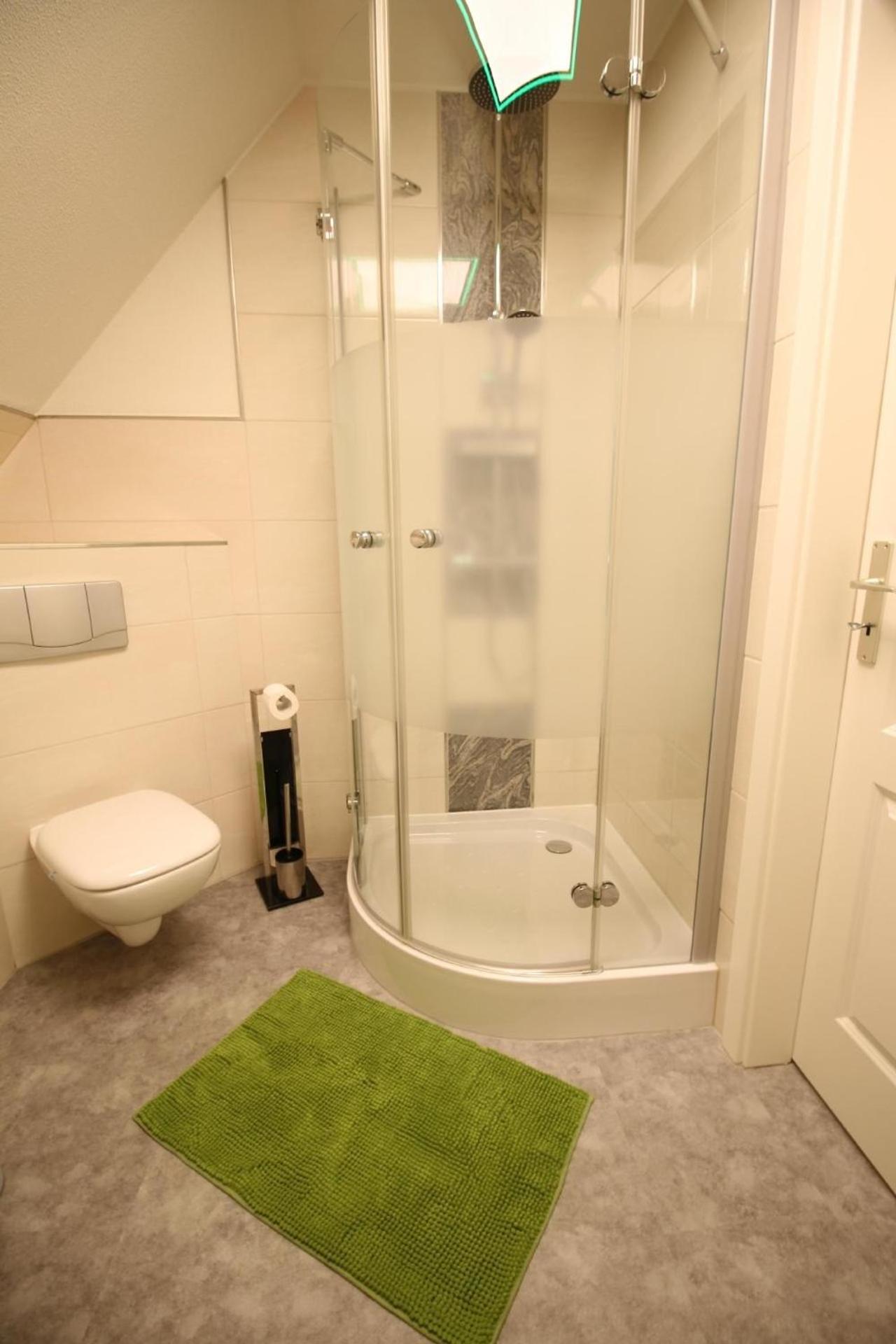 Appartement in Kurort Jonsdorf mit Terrasse, Grill und Garten