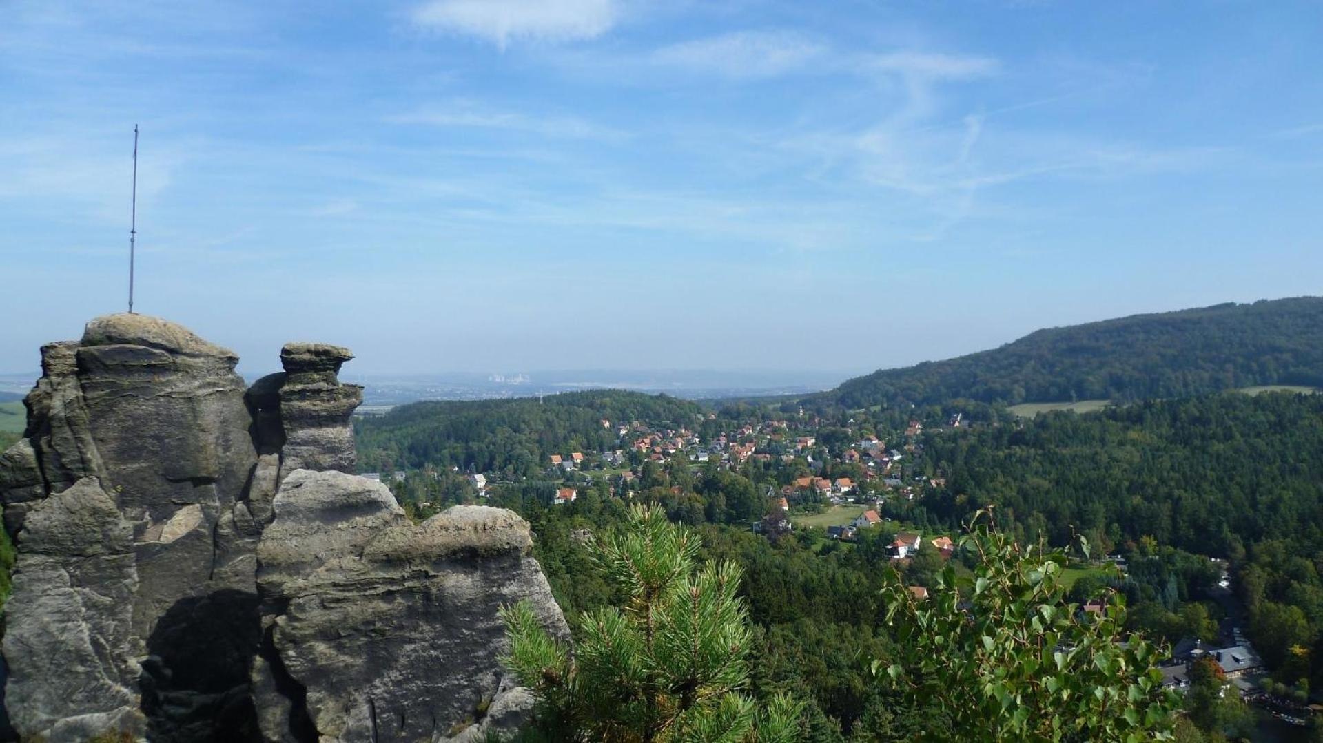 Appartement in Kurort Jonsdorf mit Terrasse, Grill und Garten