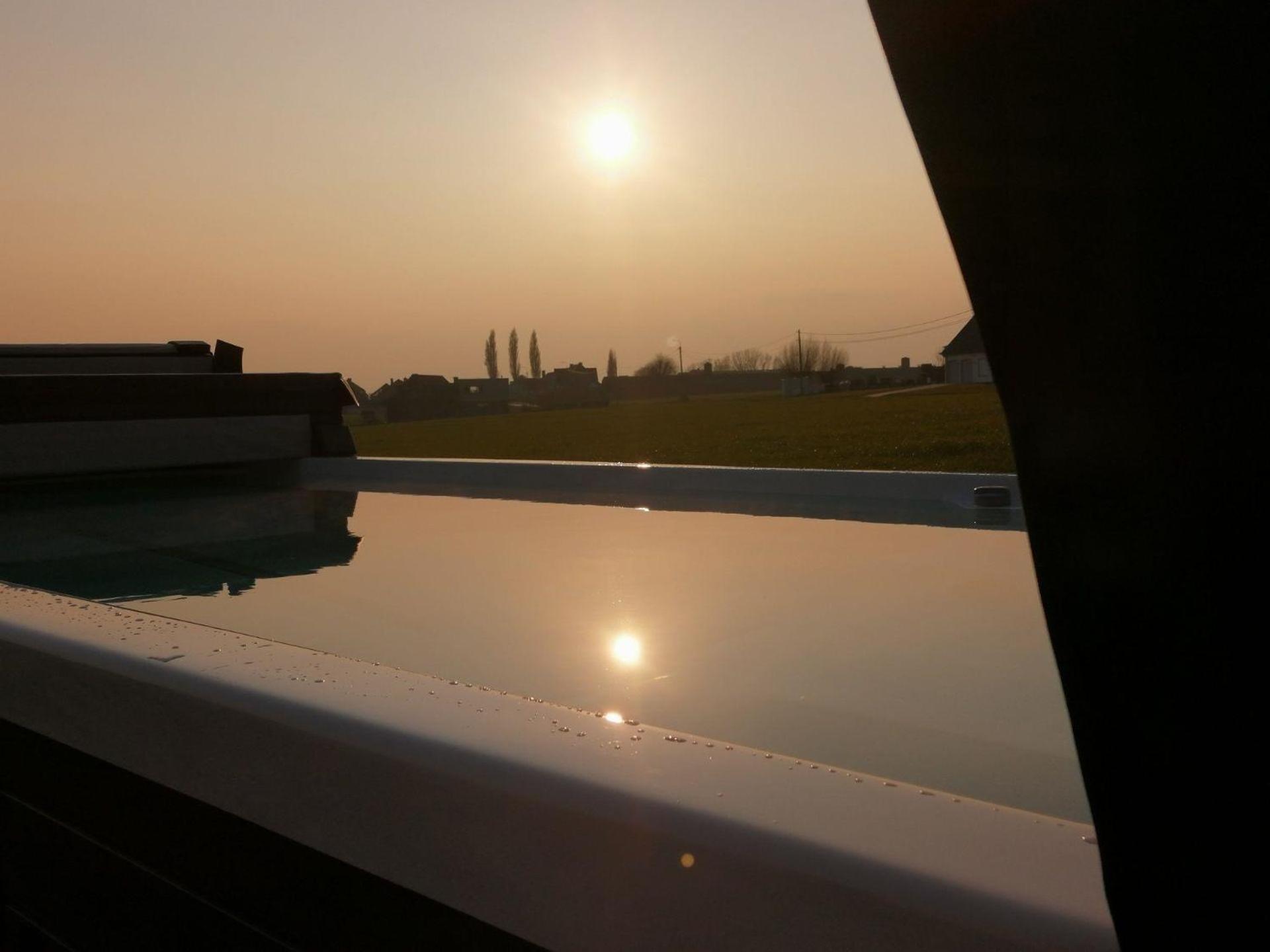 Schönes Ferienhaus in Zonnebeke mit Privatem Pool