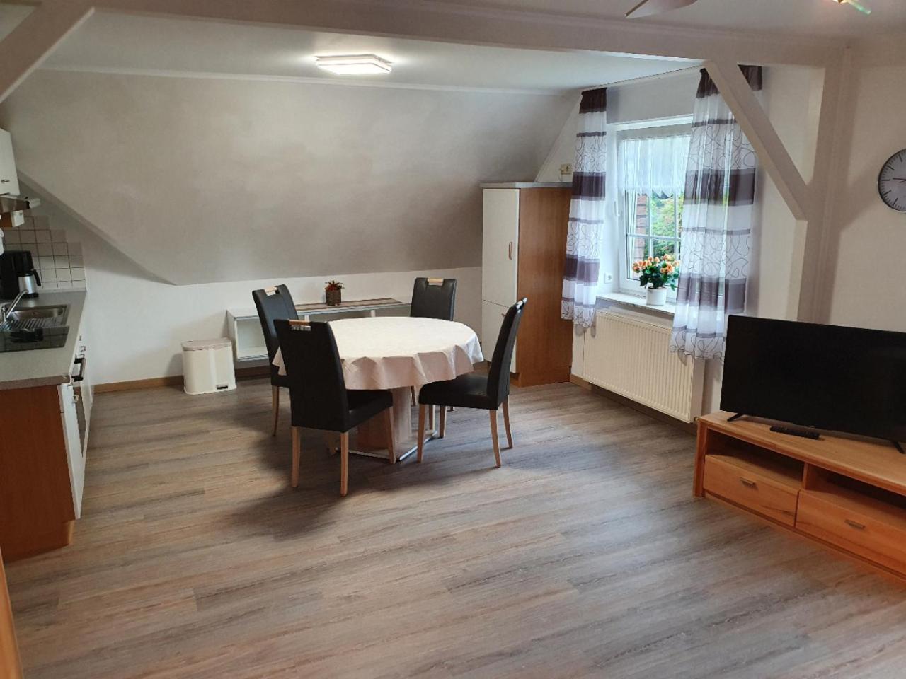 Komfortable Ferienwohnung In Werdum