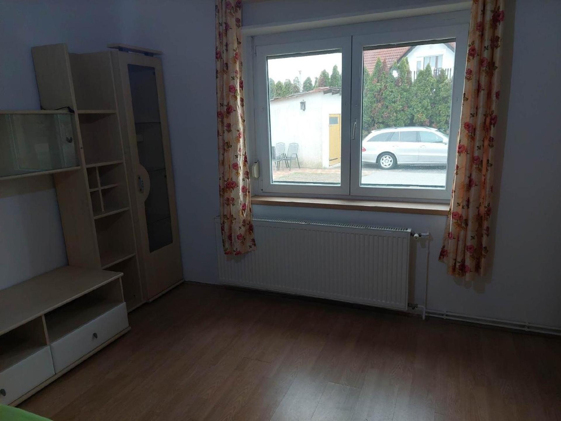 Schönes Ferienhaus in Balatonberény mit sehr grossen Pool