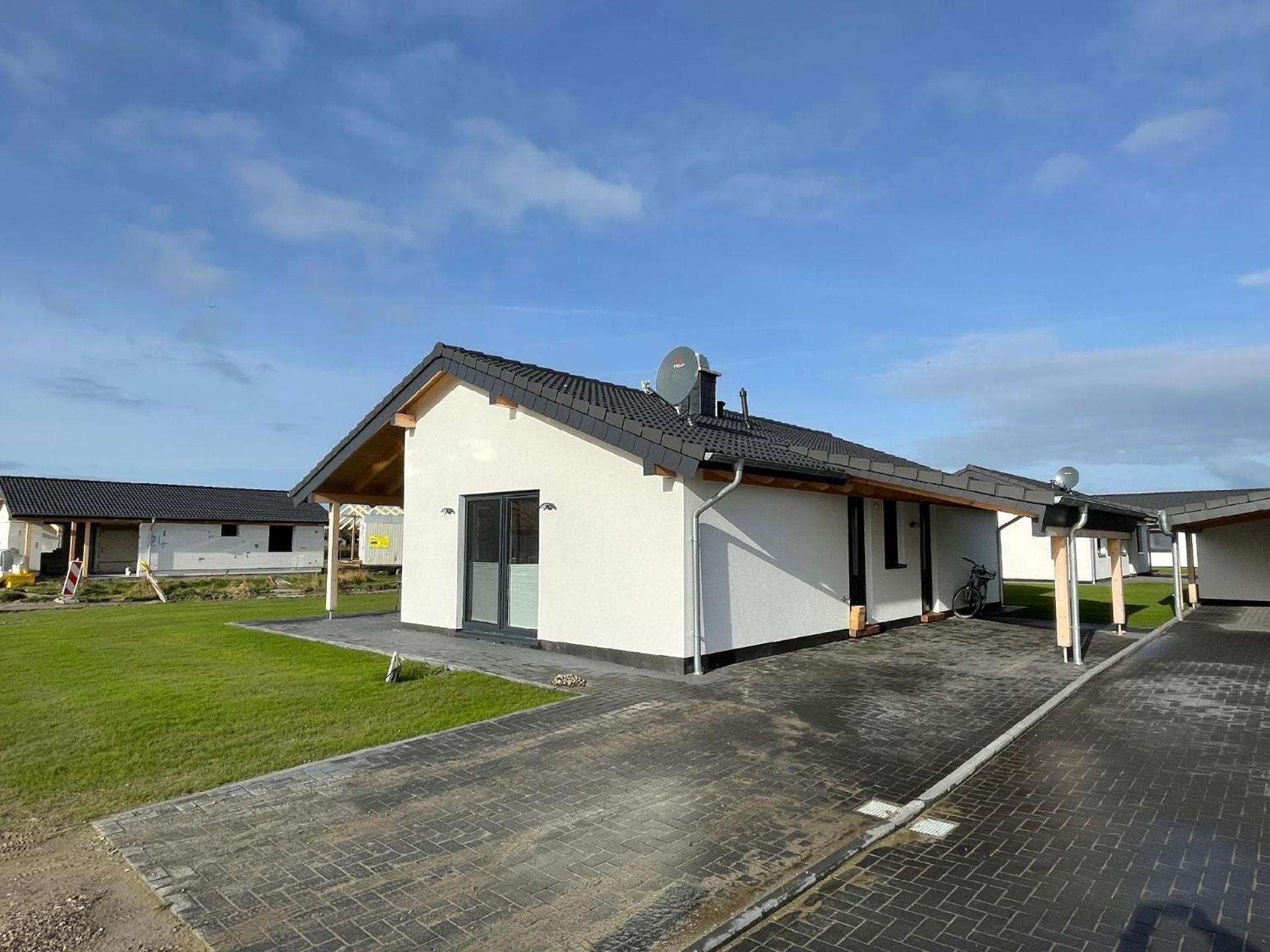 Ferienhaus mit Garten und Fahrradschuppen