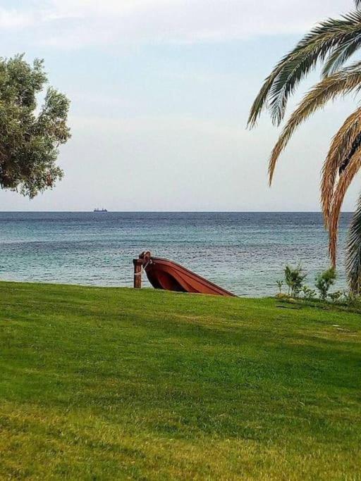 Beachfront Charming Maisonette