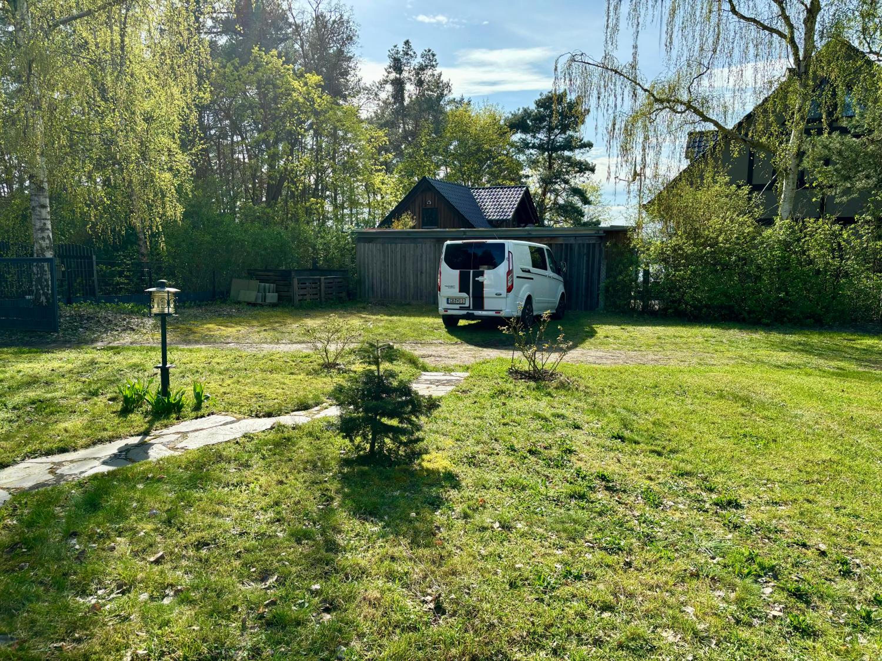 Bungalow-Jessern Ferienhaus im Grünen mit Seeblick