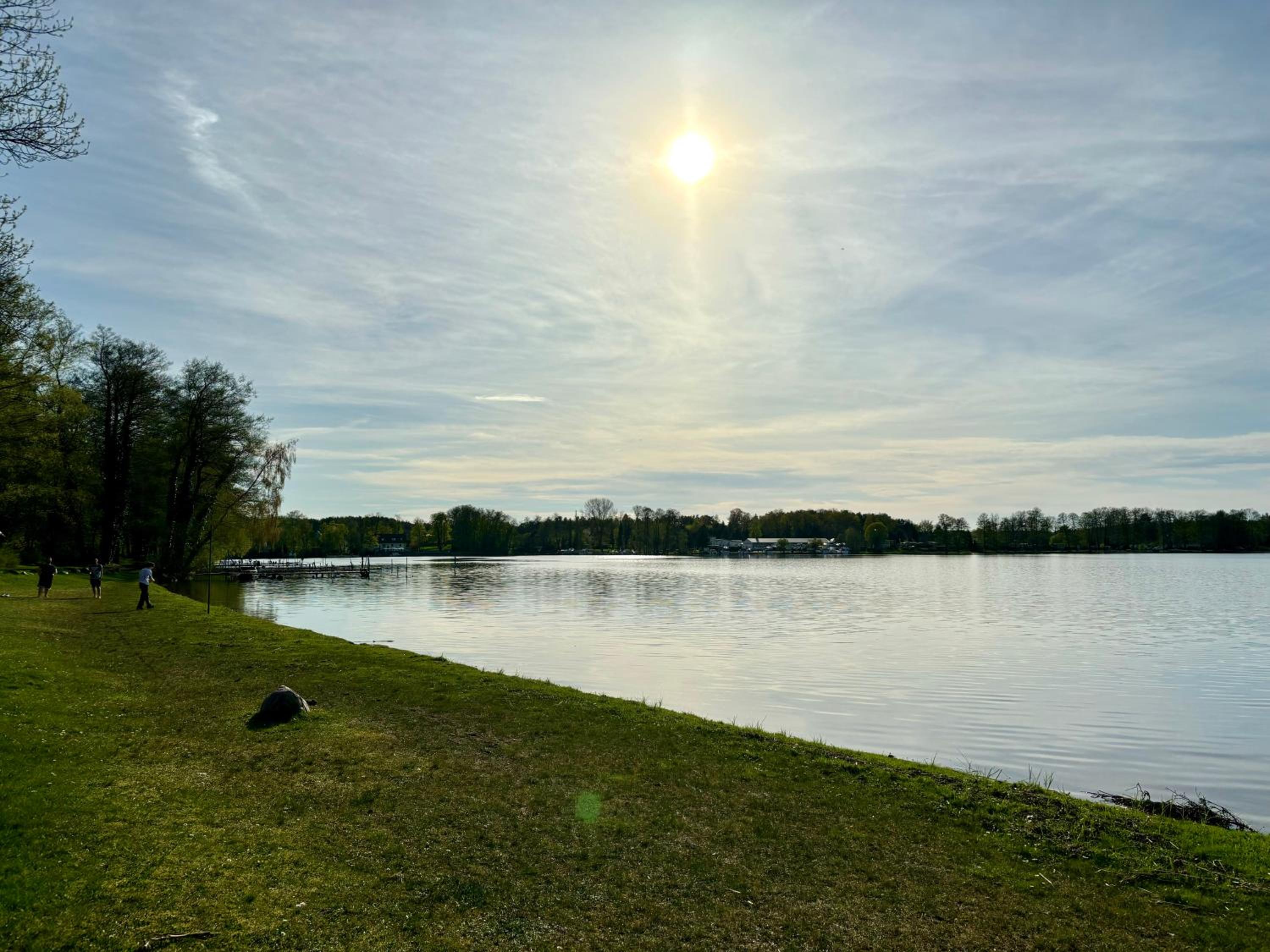 Bungalow-Jessern Ferienhaus im Grünen mit Seeblick