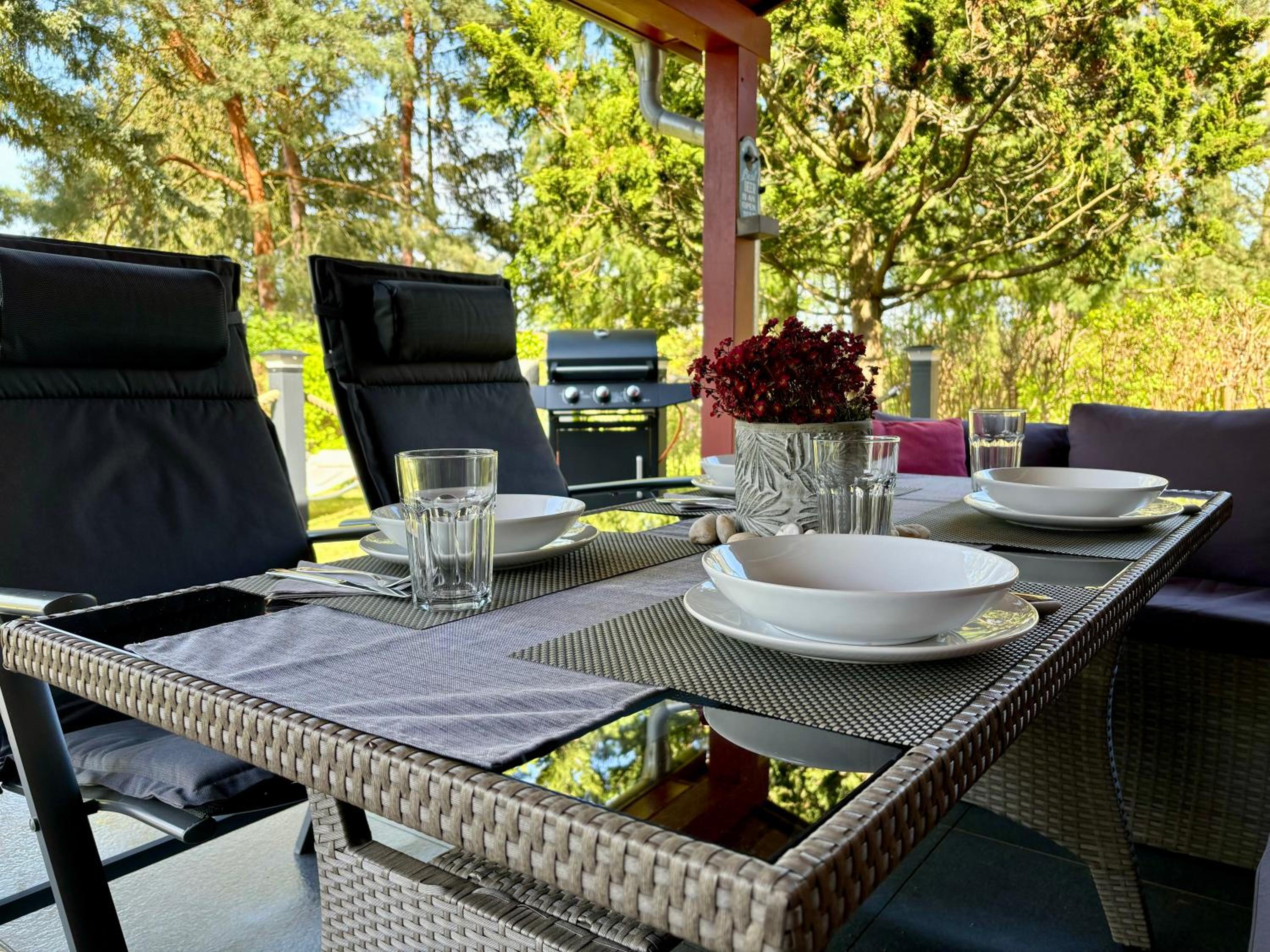 Bungalow-Jessern Ferienhaus im Grünen mit Seeblick