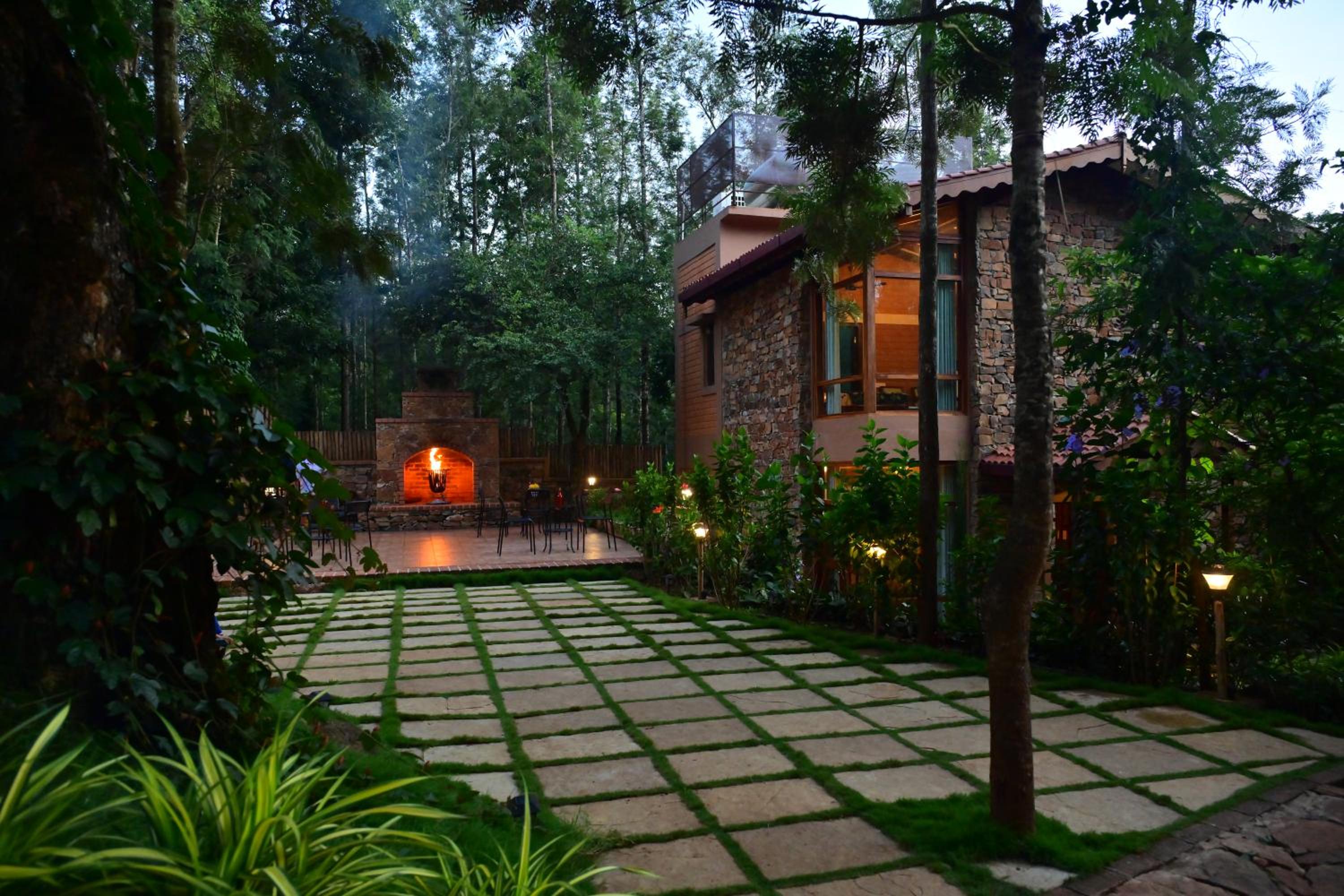 Sereno Pool Villa Chikmagalur