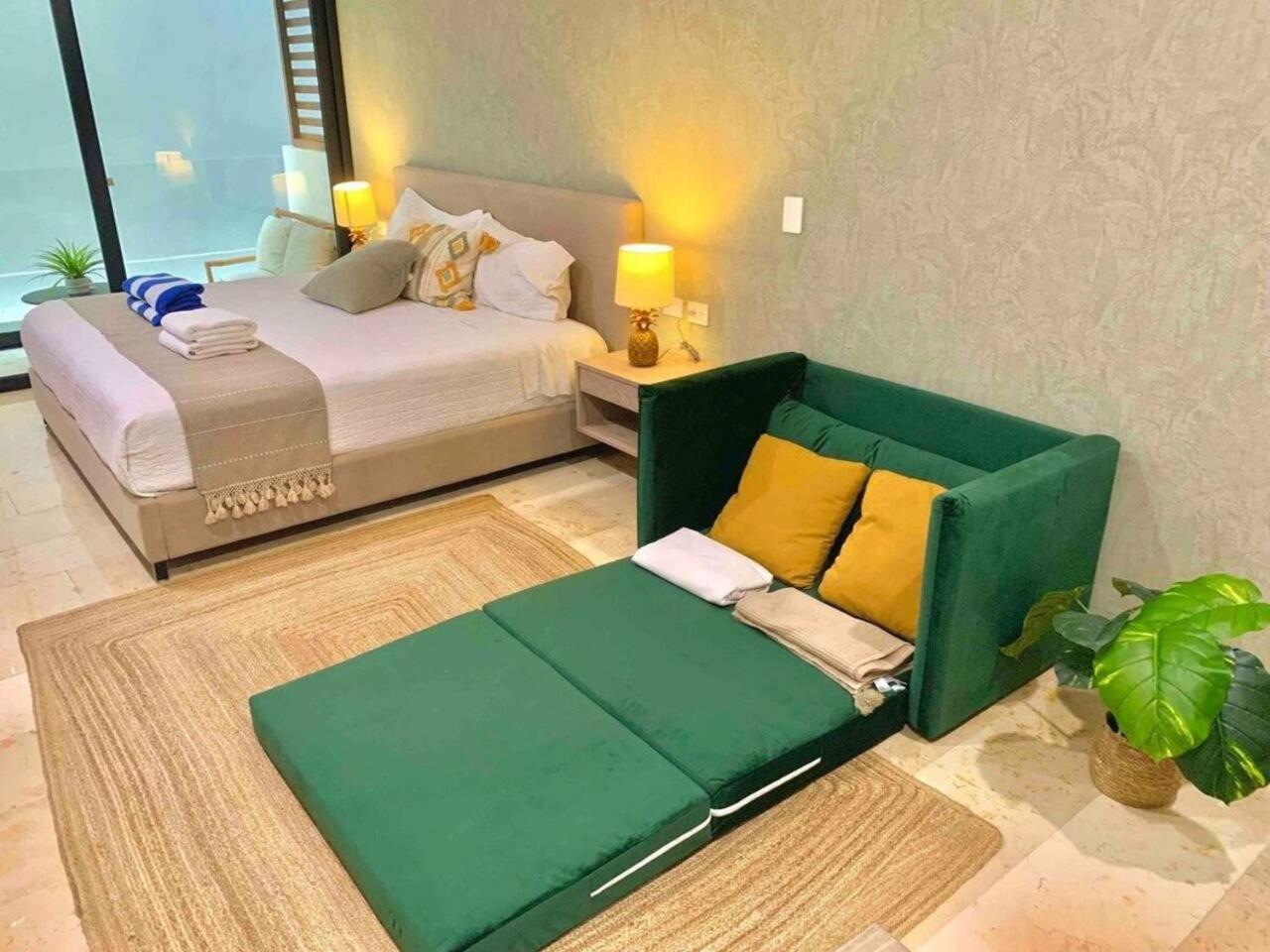 Cerca de 5ta Av., infinity pool, jacuzzi, sauna view 4