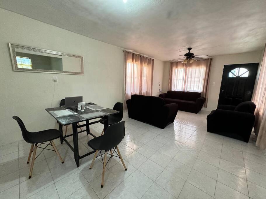 Cómoda Casa en Tampico a 15 min de Playa Miramar view 2