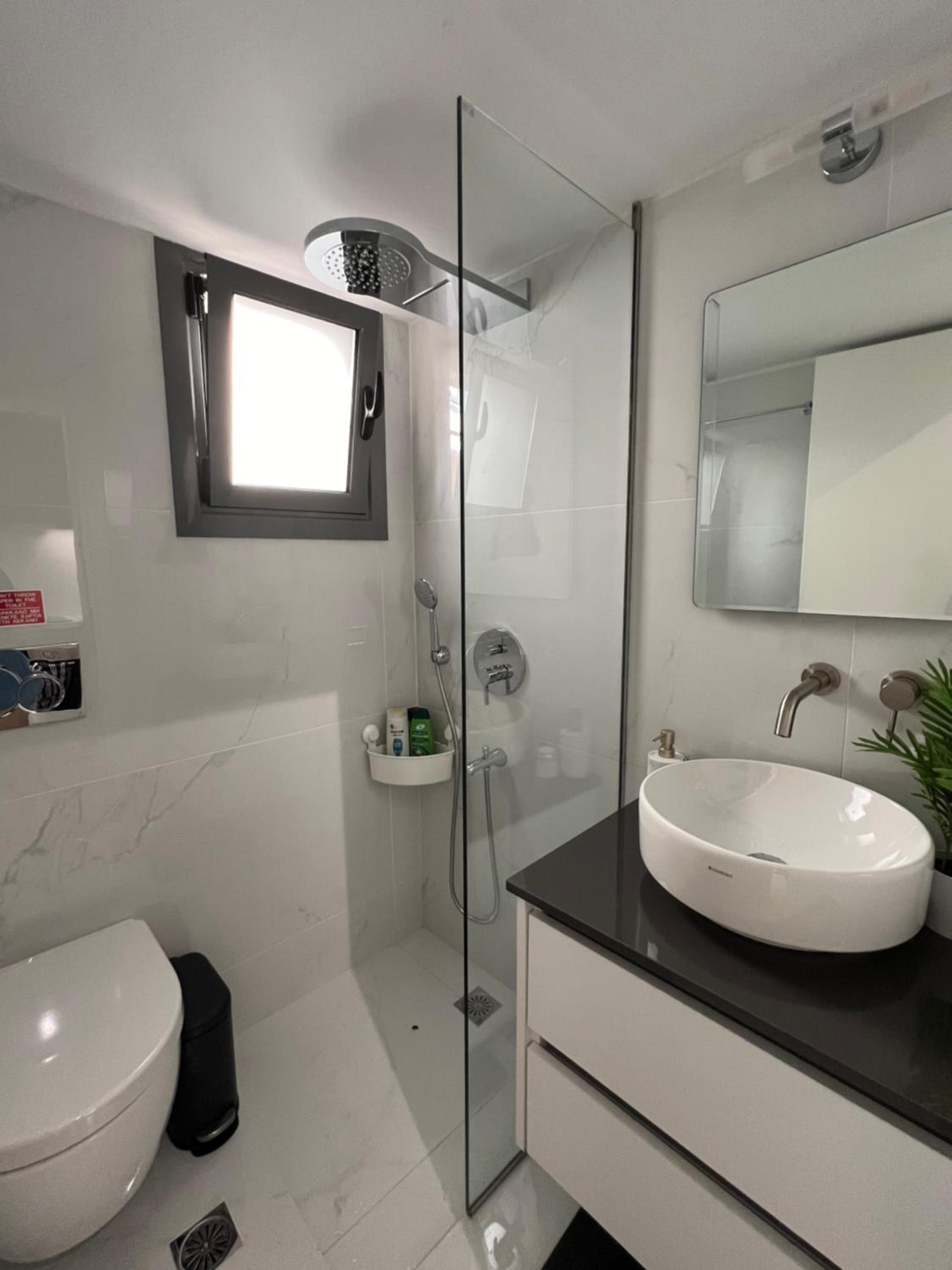 Modern studio in Elliniko 5 mins from metro