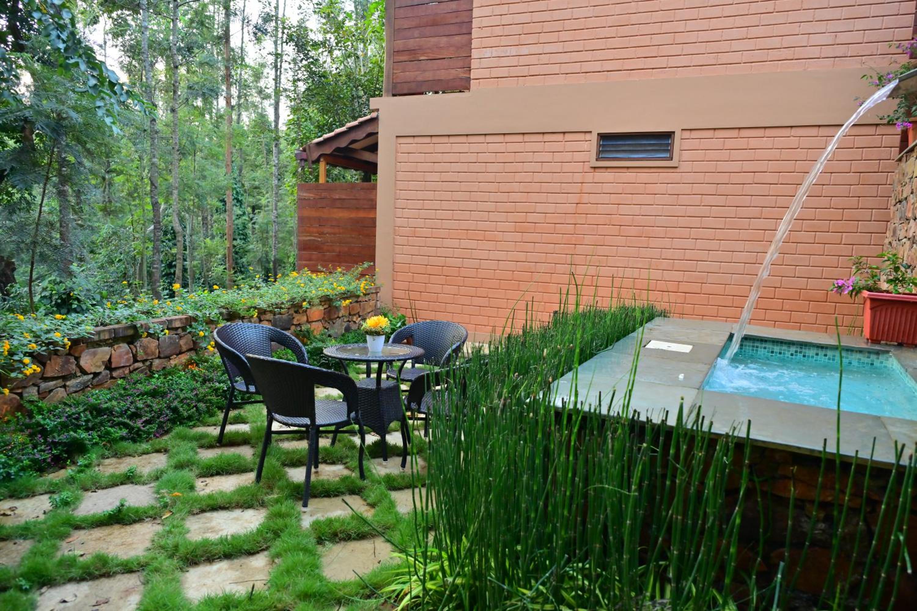 Sereno Pool Villa Chikmagalur