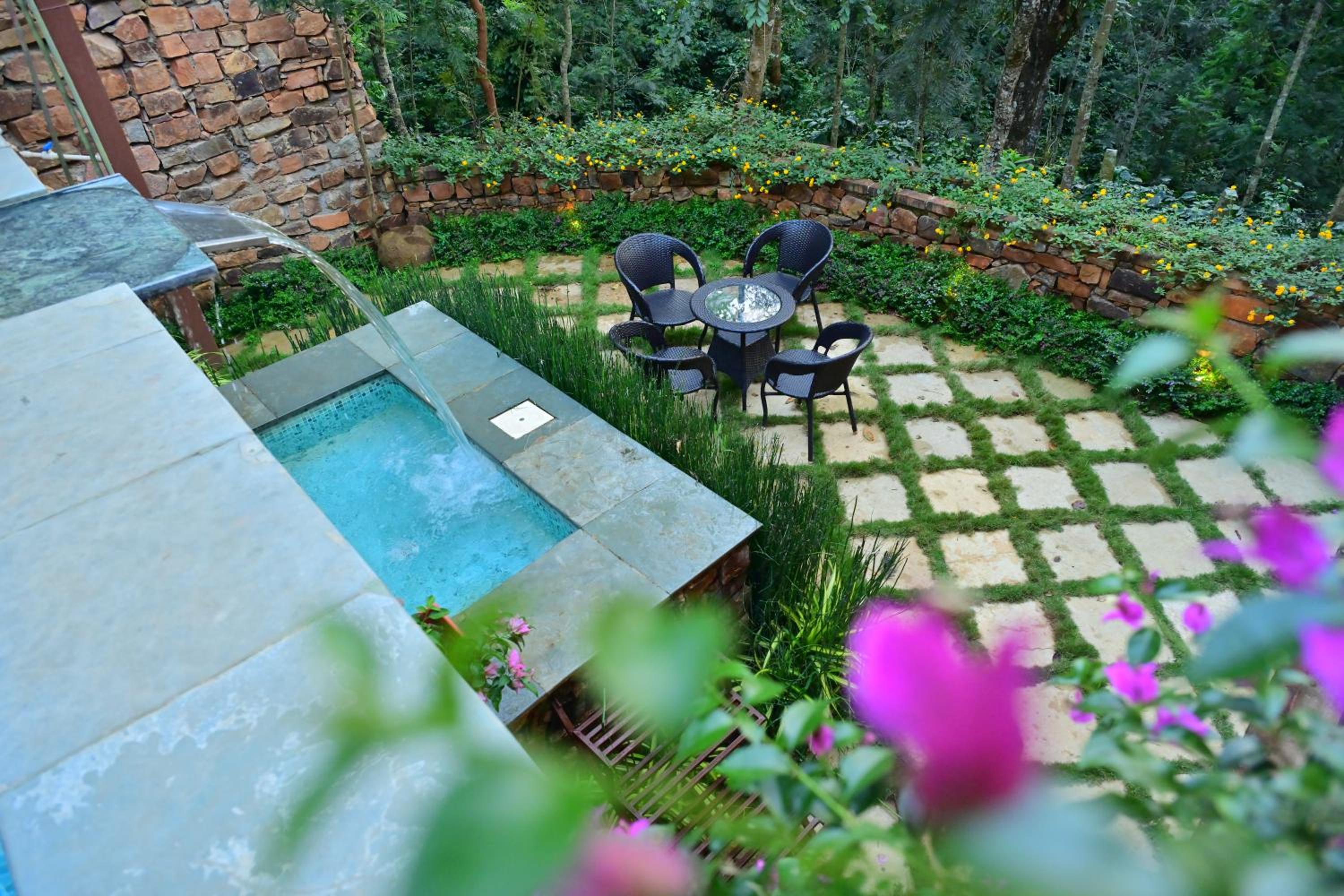 Sereno Pool Villa Chikmagalur
