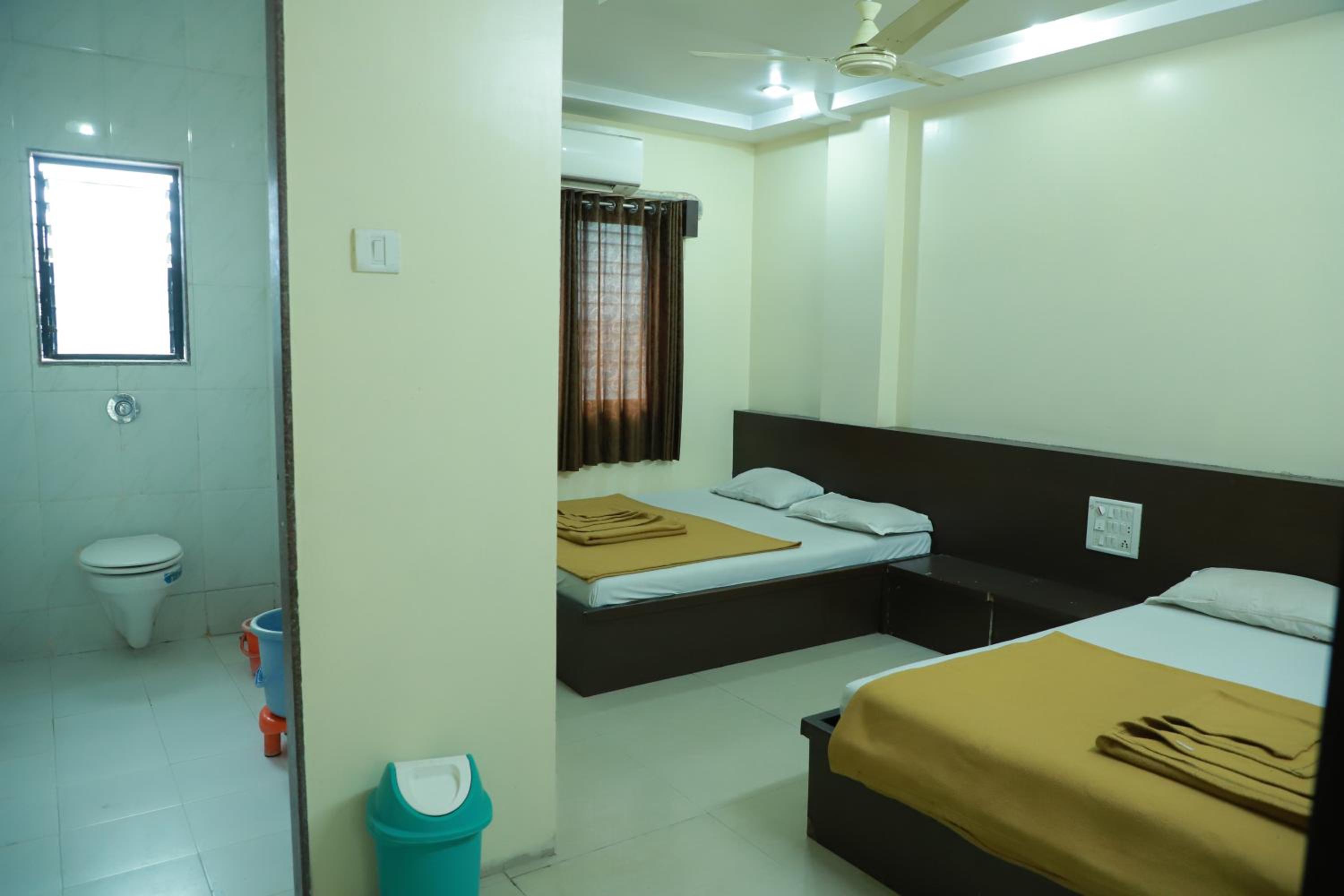 Hotel Shree view 3