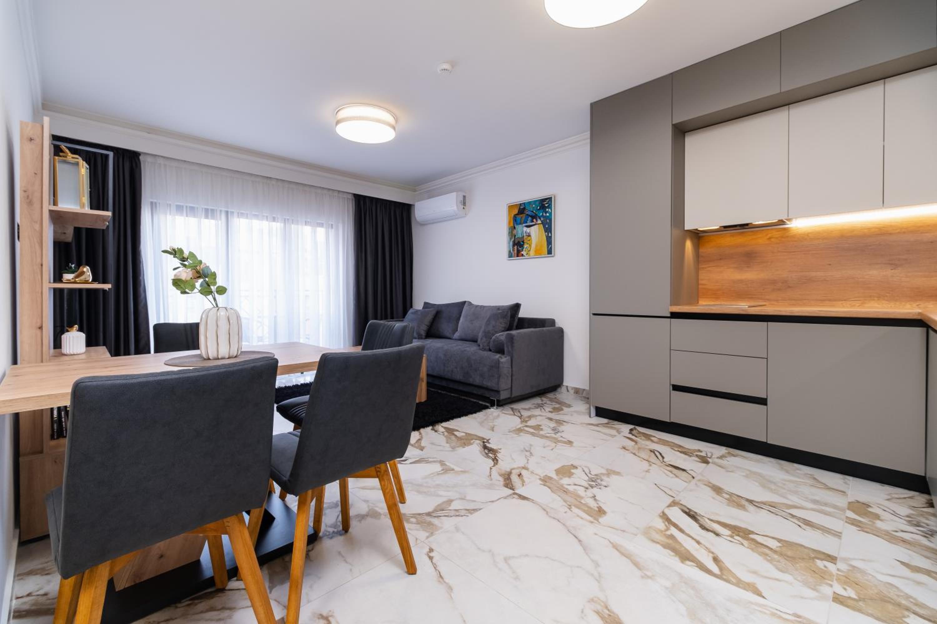 Modern 1-Bedroom Apartments