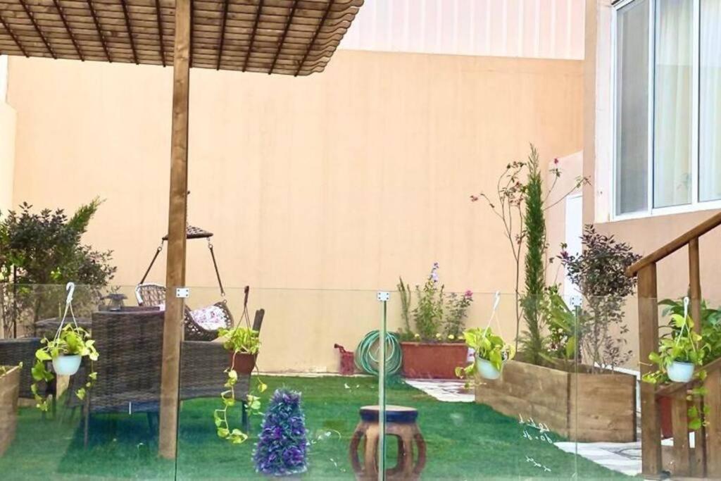 Elegant Condo - Private Pool & Garden-Villa 1