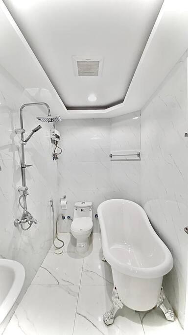 Elegant Condo - Private Pool & Garden-Villa 1