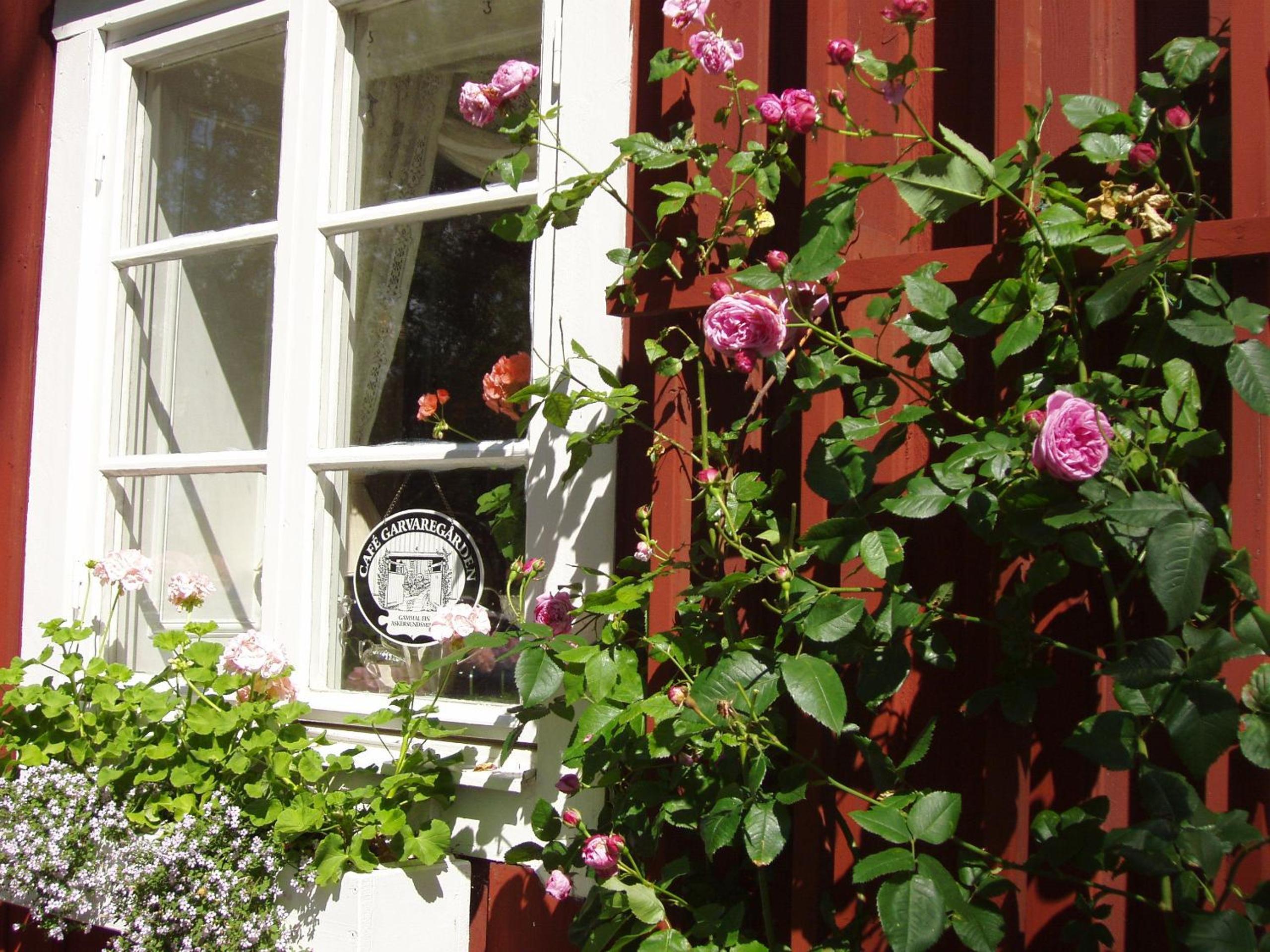 Garvaregården Hotel , B&B och Café