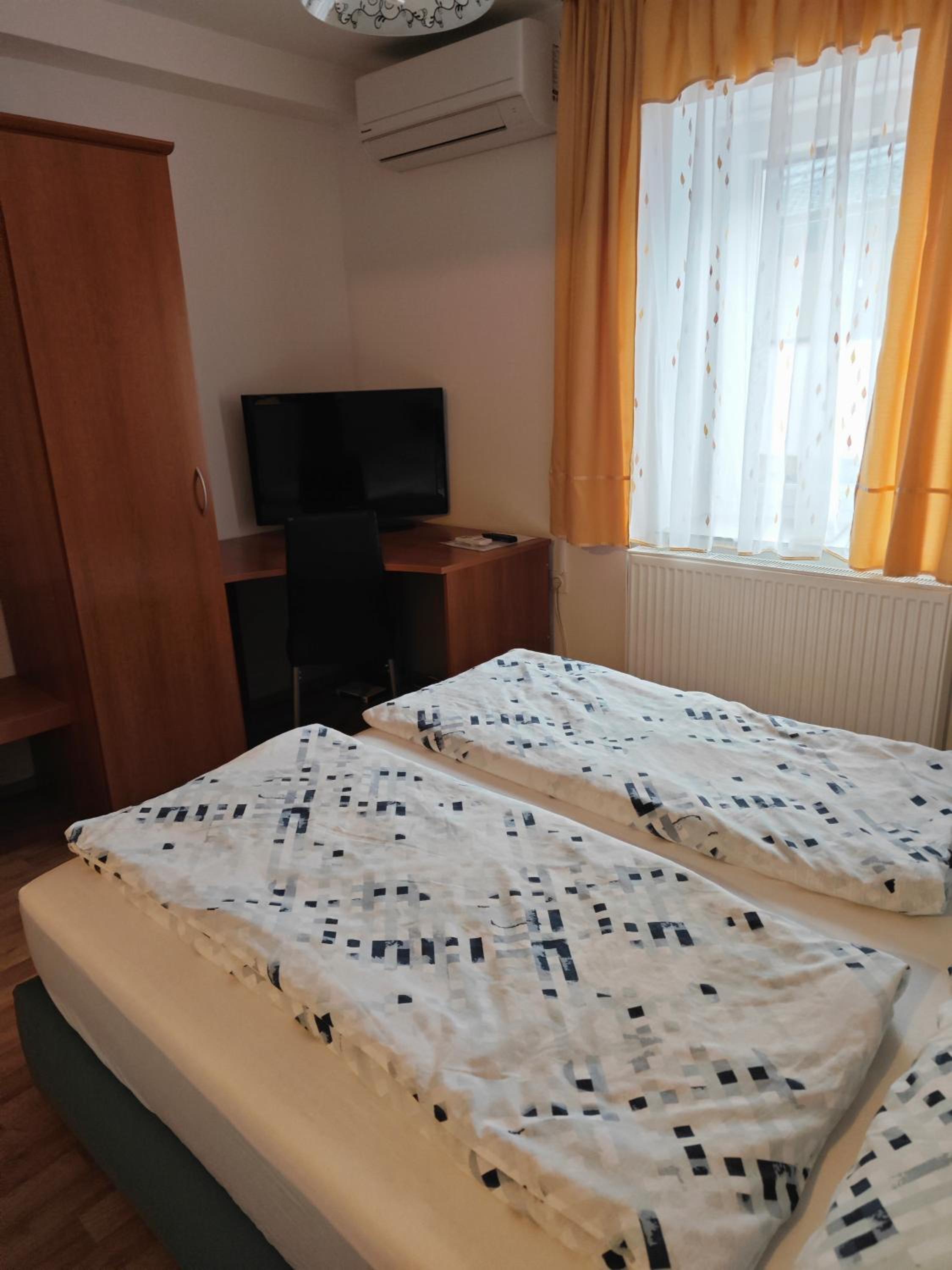 Apartmaji Pri Kokolu