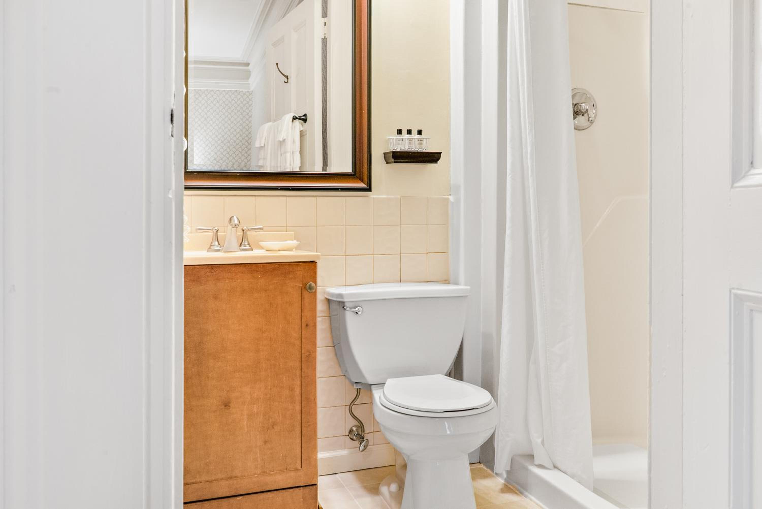 Beekman Arms and Delamater Inn - Property Image 34