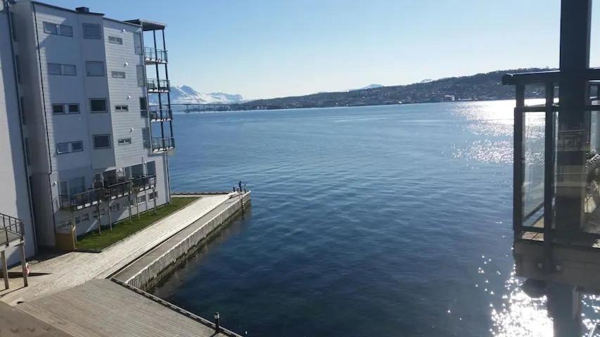 Tromsø Sea Front Panorama - with free indoor parking view 2