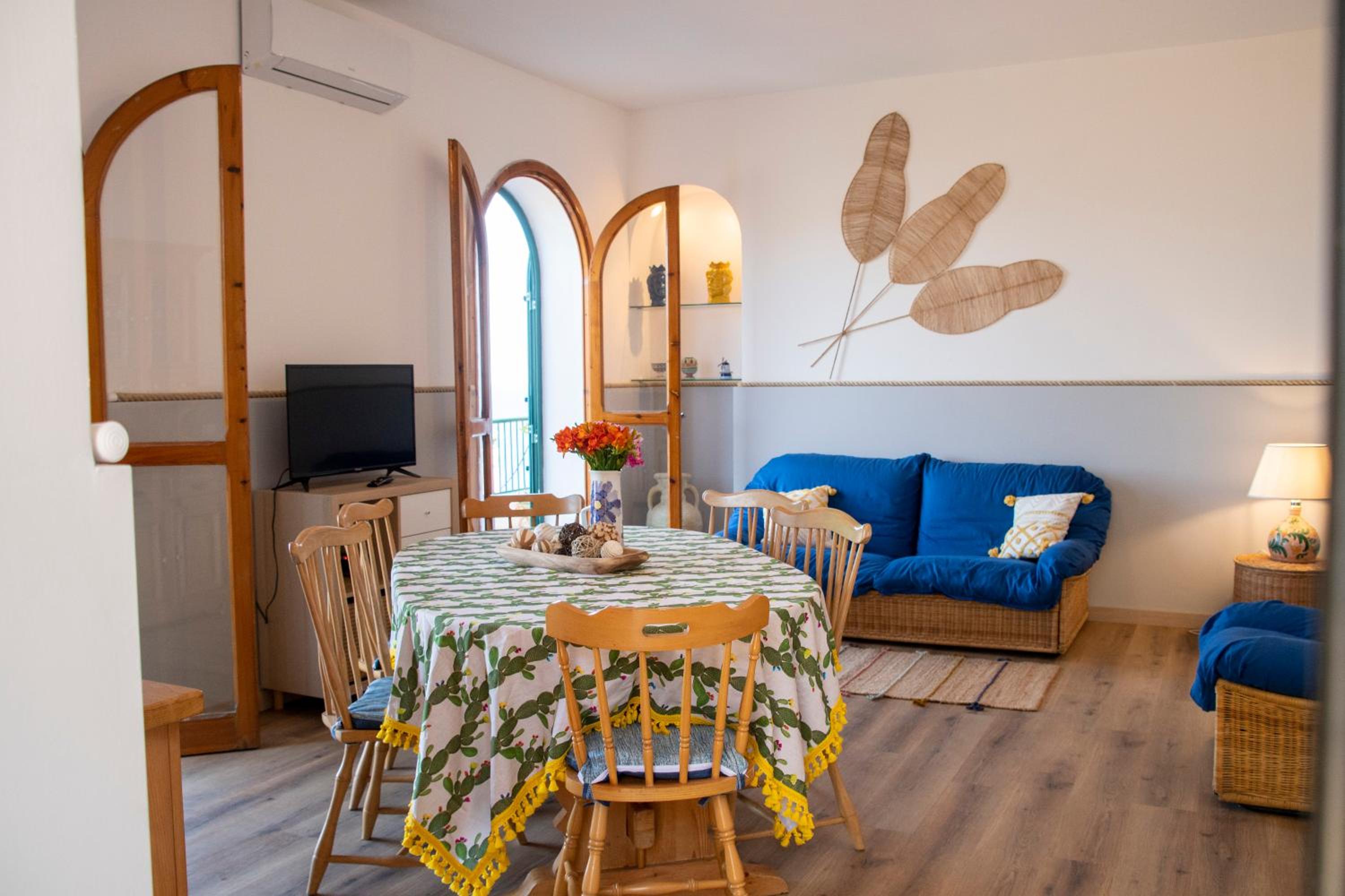 Taormina Holiday Apartment view 4