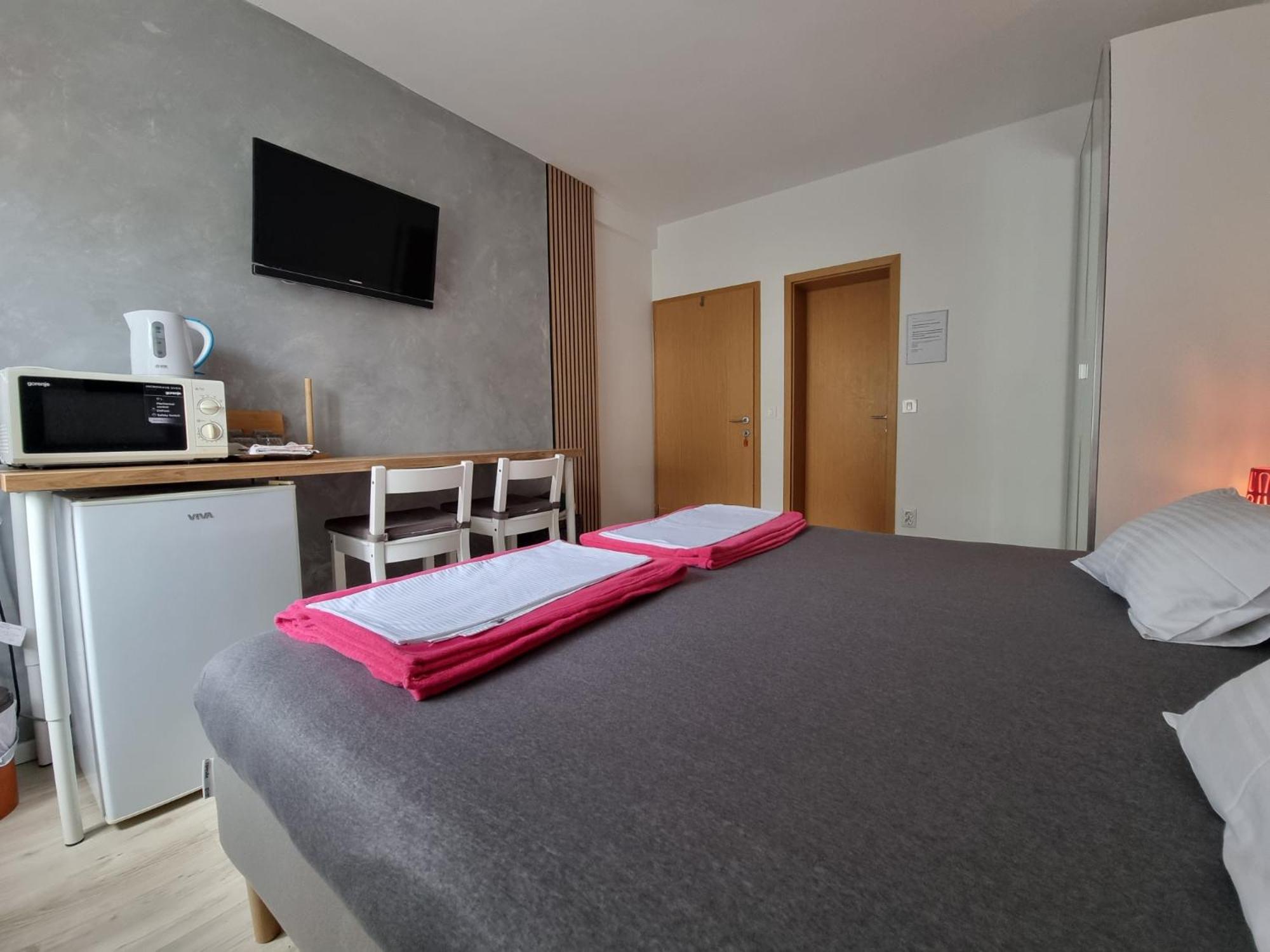 Vukosav Family Apartments and Rooms