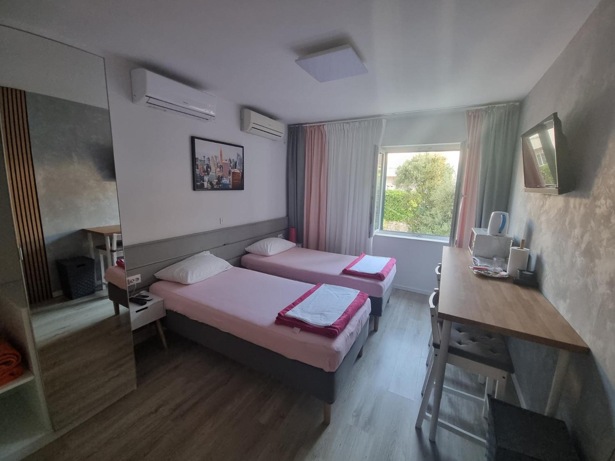 Vukosav Family Apartments and Rooms