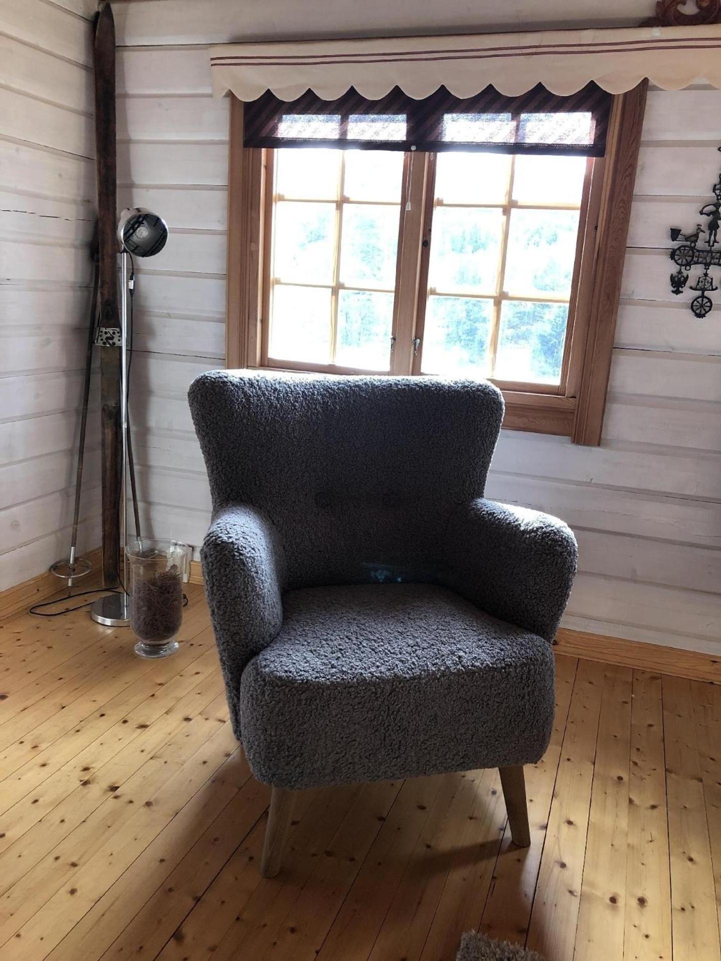 Photo 18