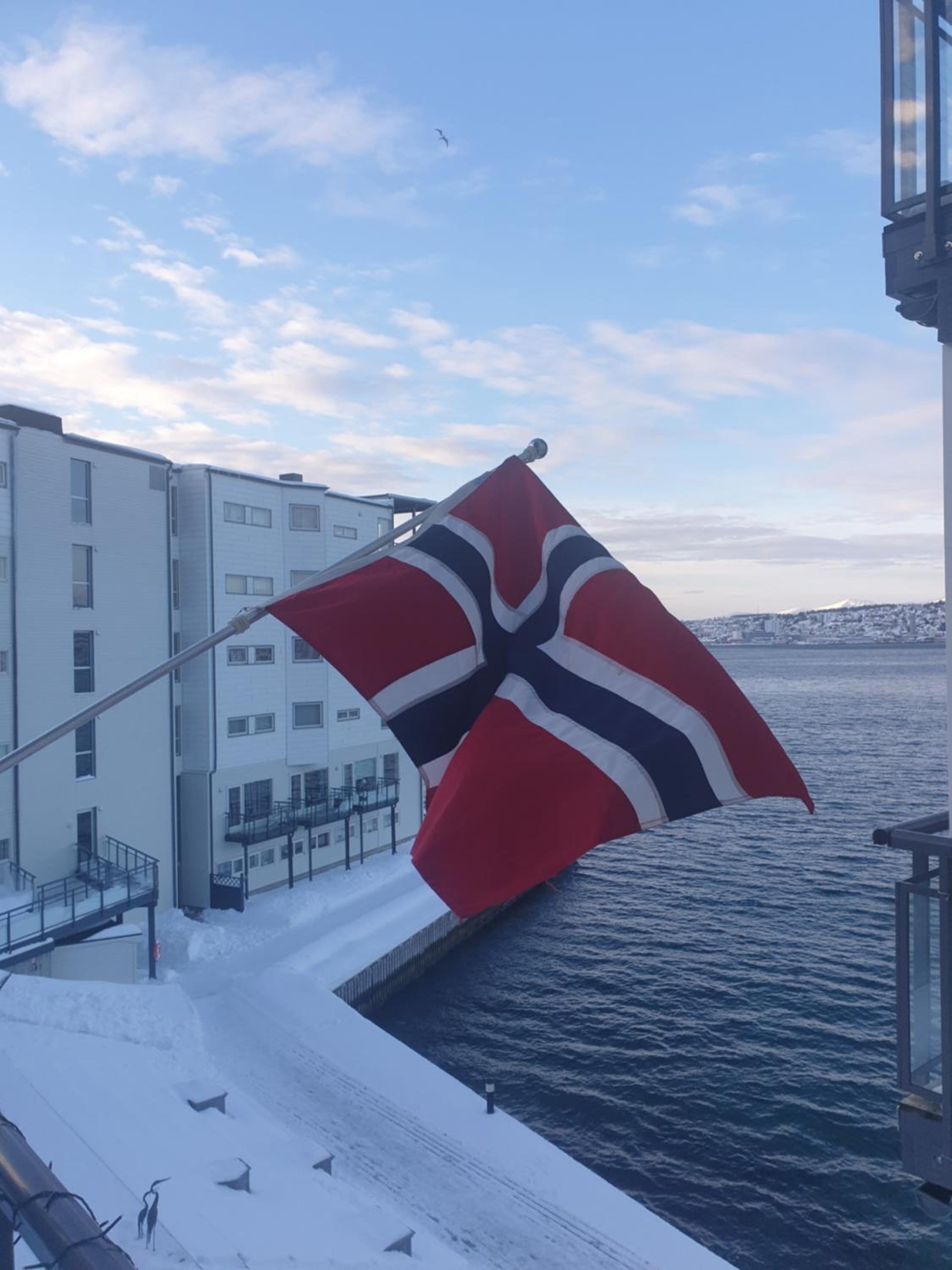 Tromsø Sea Front Panorama - with free indoor parking view 5