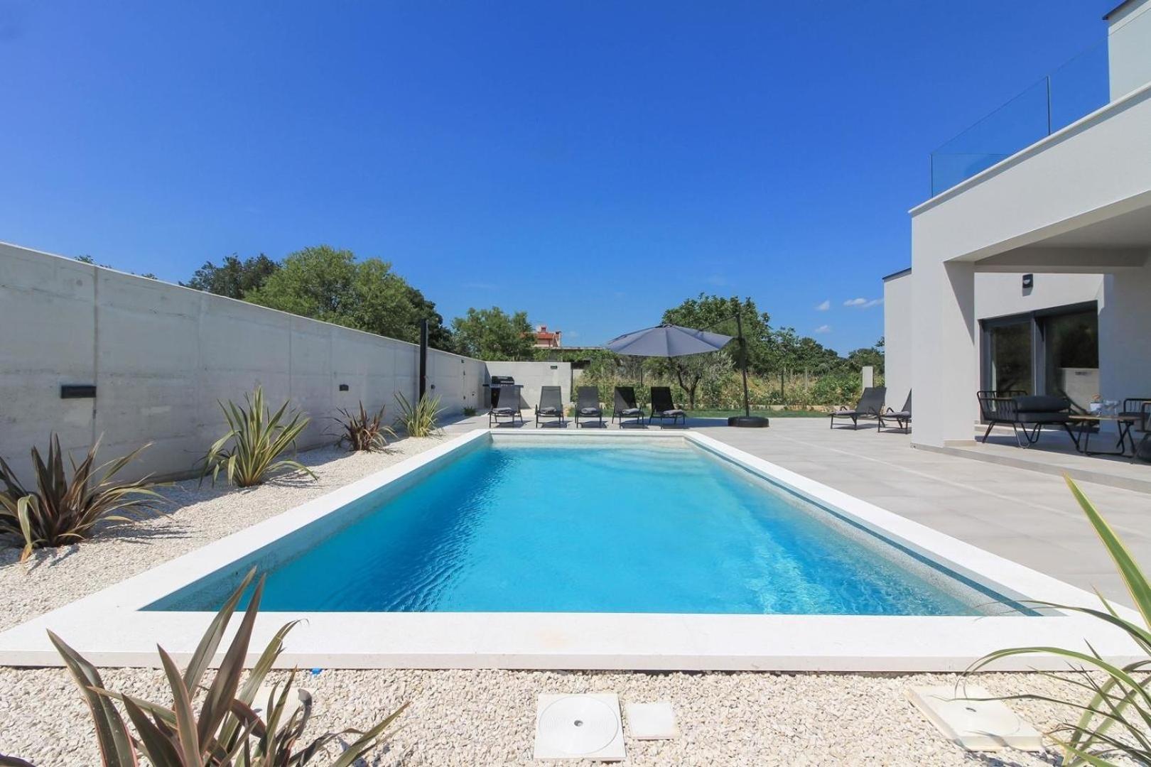 Ferienhaus mit Privatpool für 8 Personen ca 180 qm in Loborika, Istrien Südküste von Istrien view 2