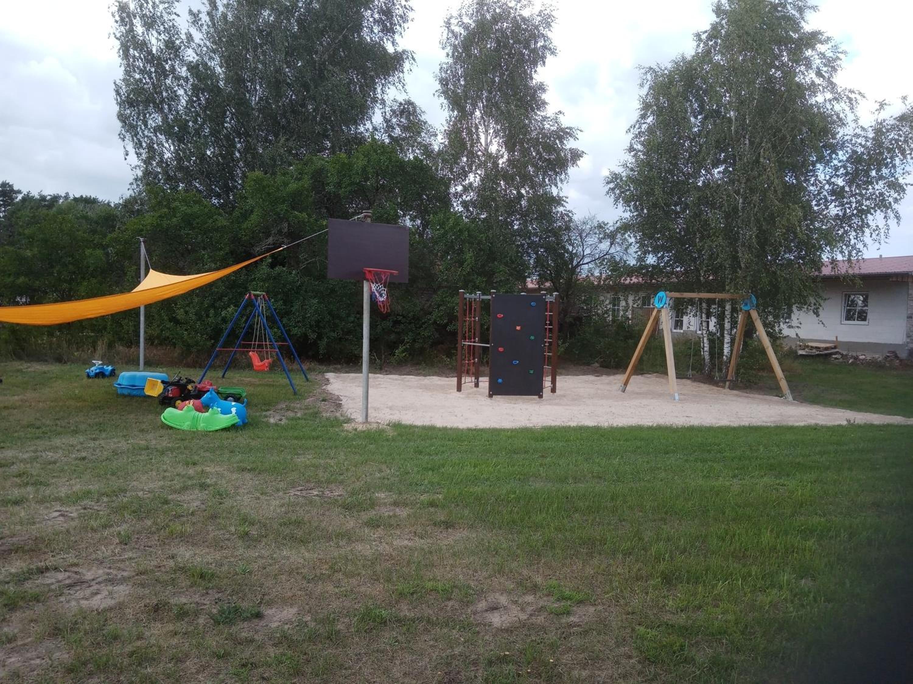 Photo 13