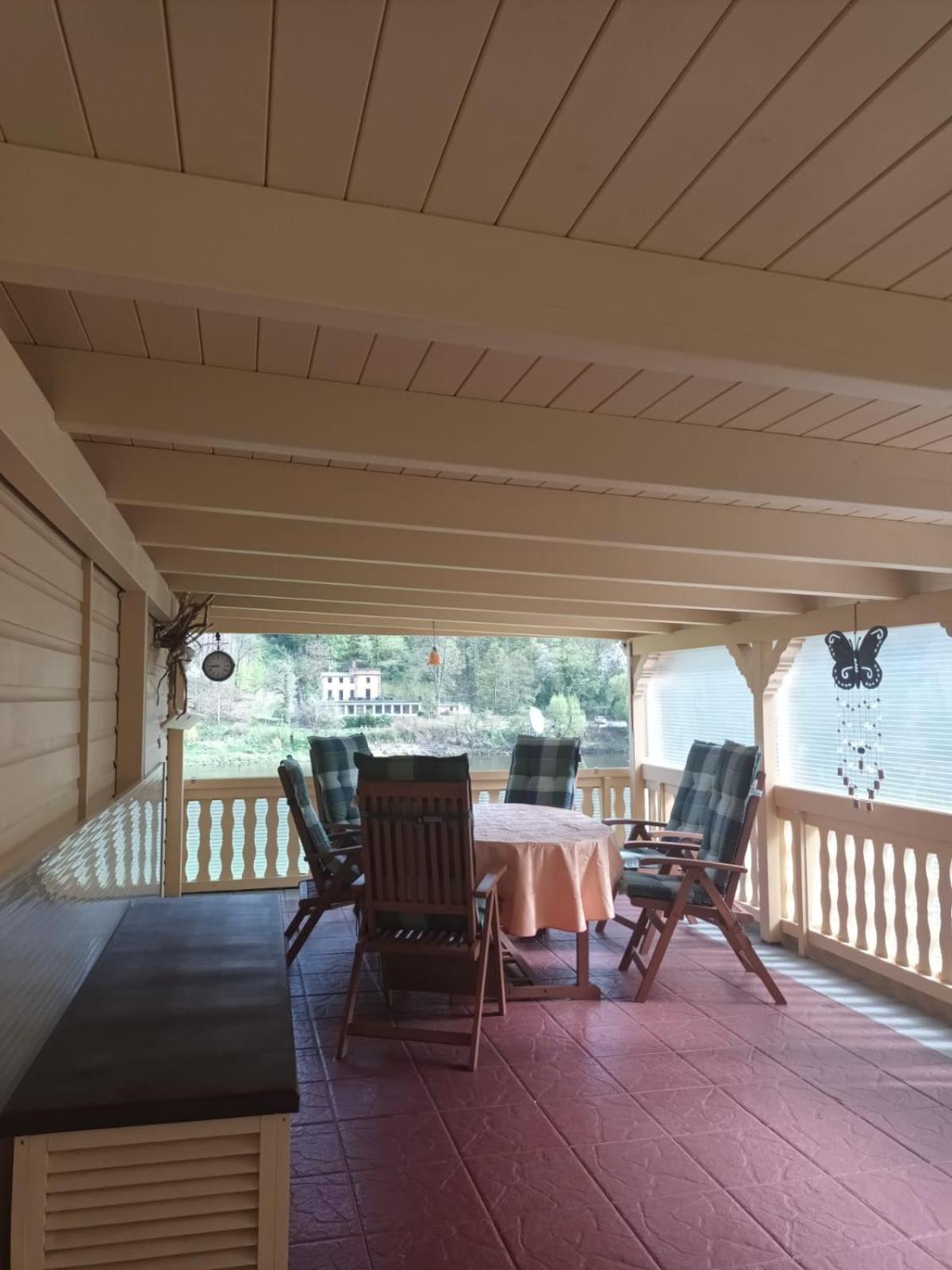 Ferienhaus am Elberadweg mit Sauna & Kamin - Natur, Erholung & S-Bahn-Anbindung - Saxon Oase