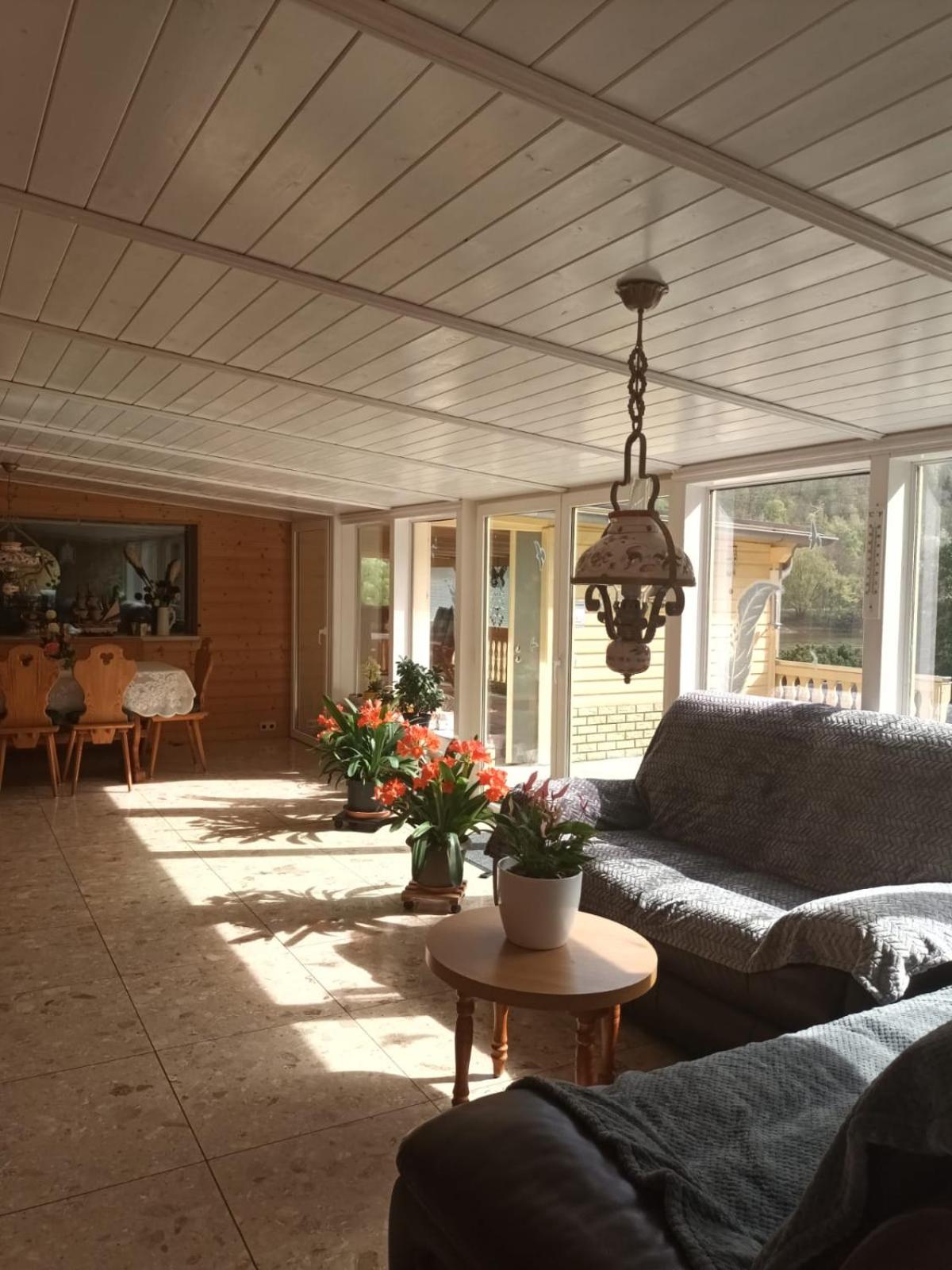 Ferienhaus am Elberadweg mit Sauna & Kamin - Natur, Erholung & S-Bahn-Anbindung - Saxon Oase