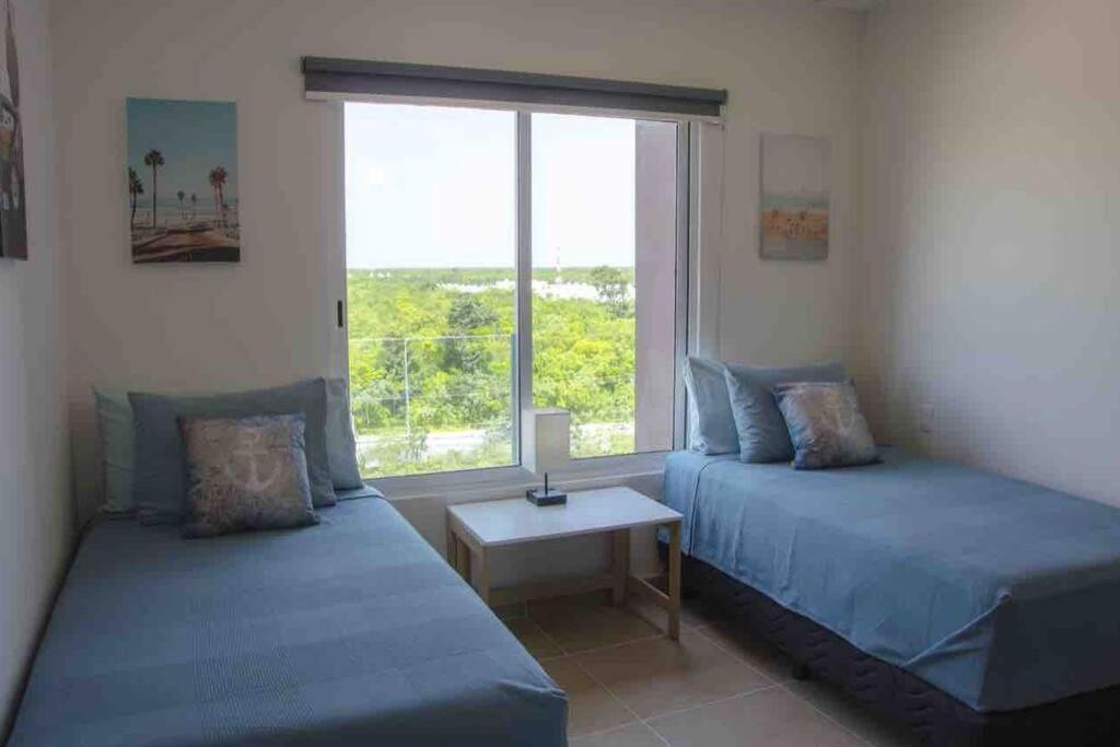 Stunning Blue Lagoon Views - 7 Swimming Pools!