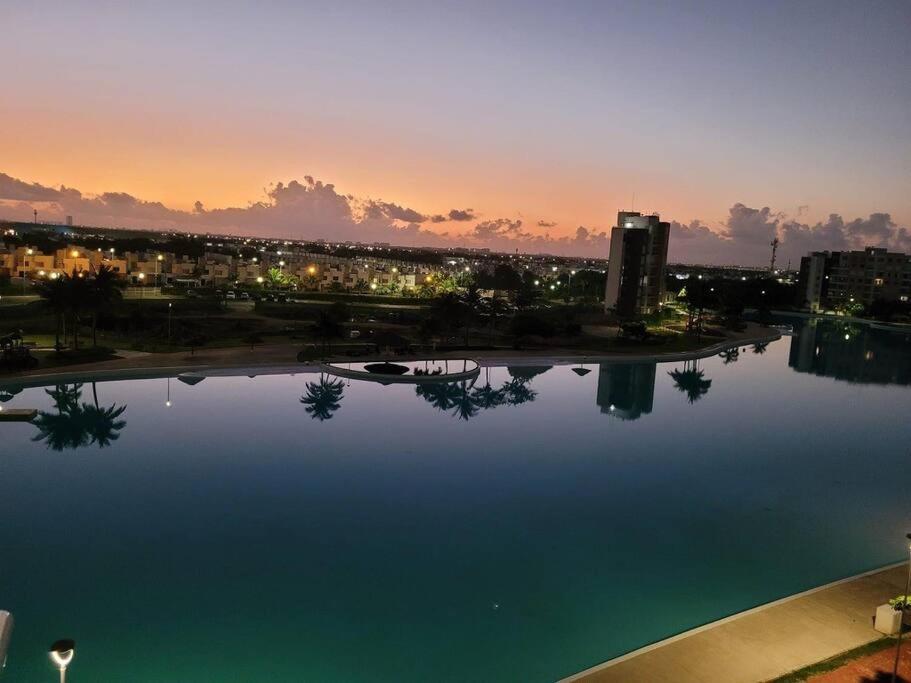 Stunning Blue Lagoon Views - 7 Swimming Pools!