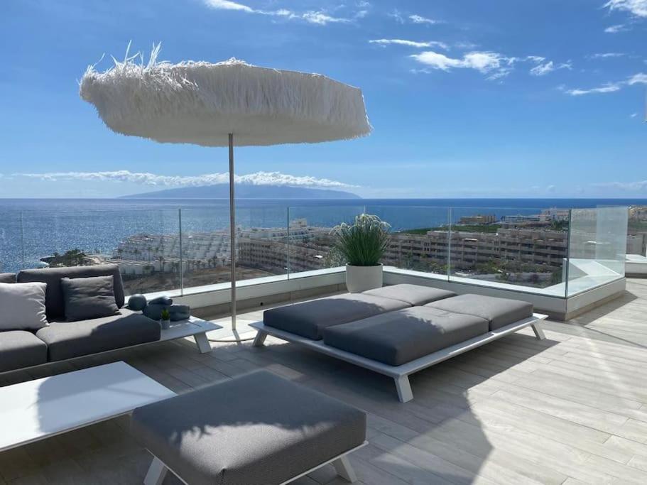 Hotel Luxury apartment with stunning terrace and with heated pool - Image 1