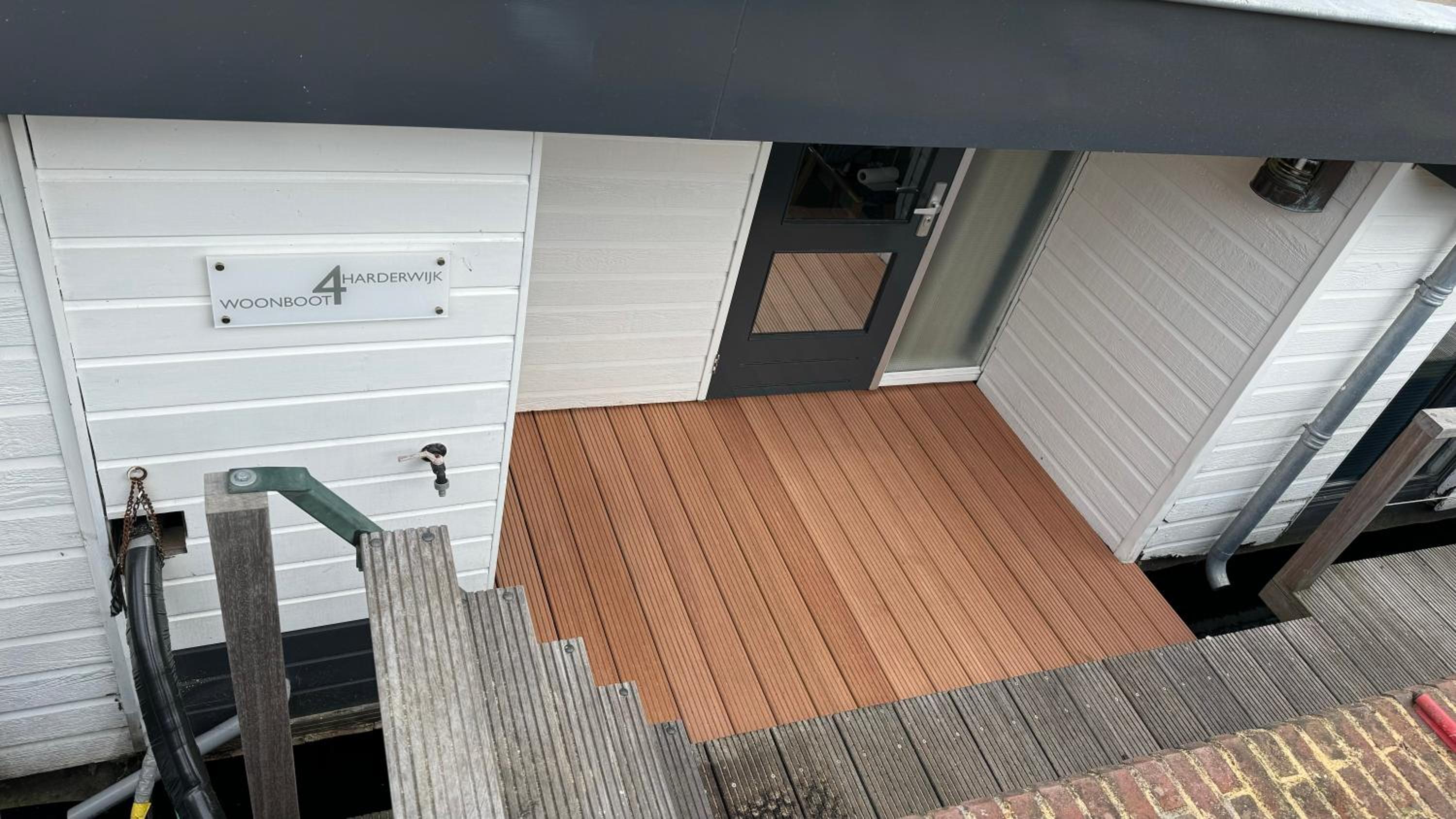 Woonboot 4 Harderwijk view 5
