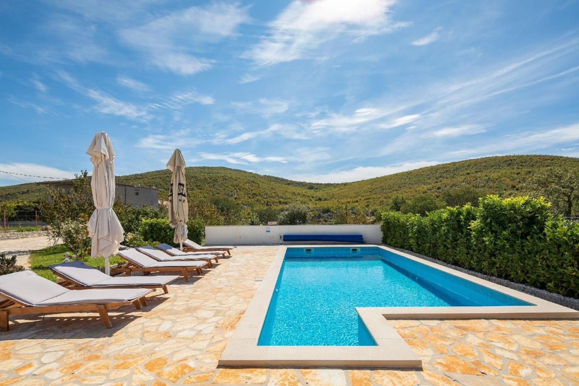 Ferienhaus mit Privatpool für 8 Personen ca 100 qm in Čvrljevo, Dalmatien Dalmatinisches Hinterland view 4