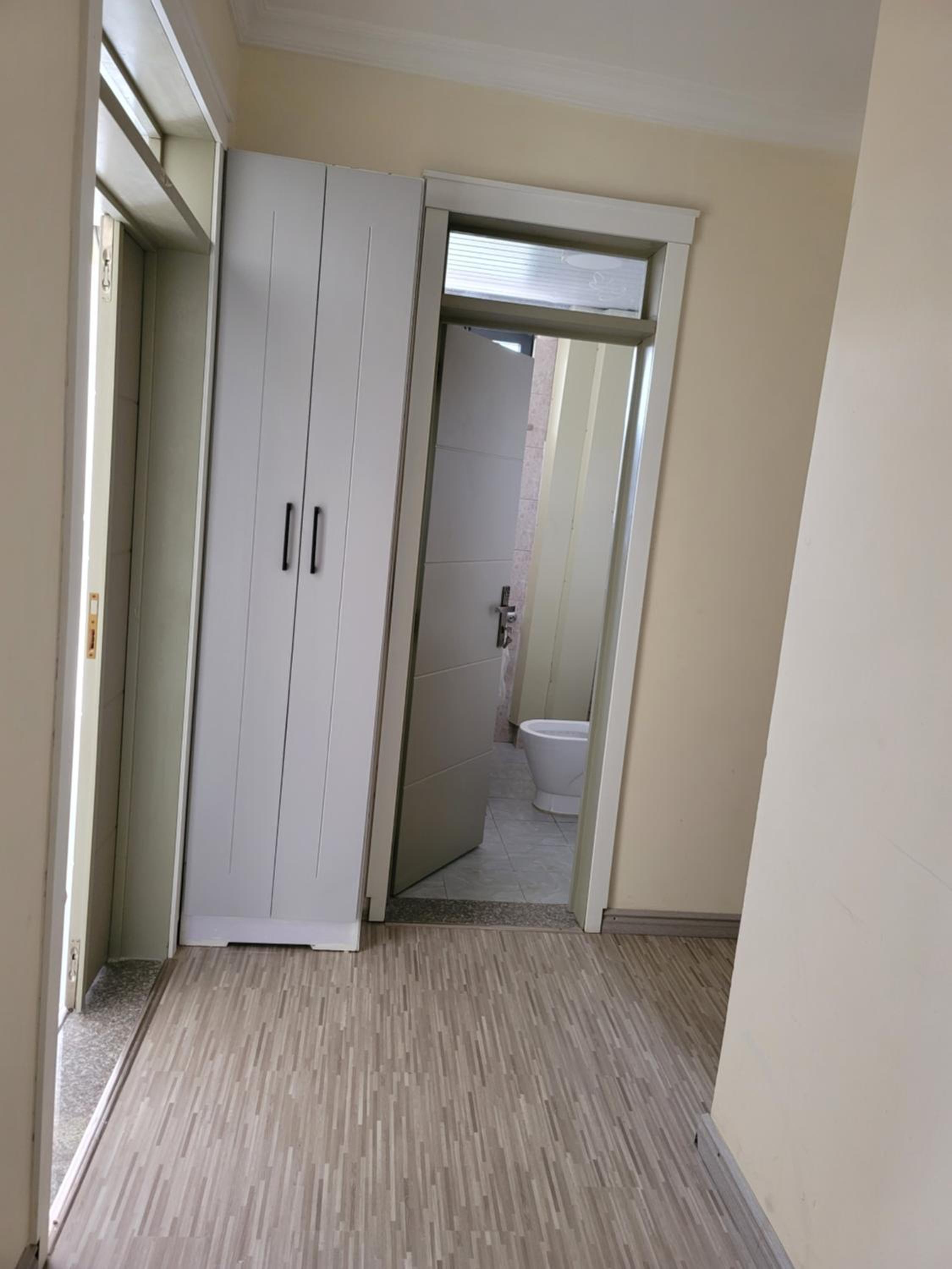 Mid city flat