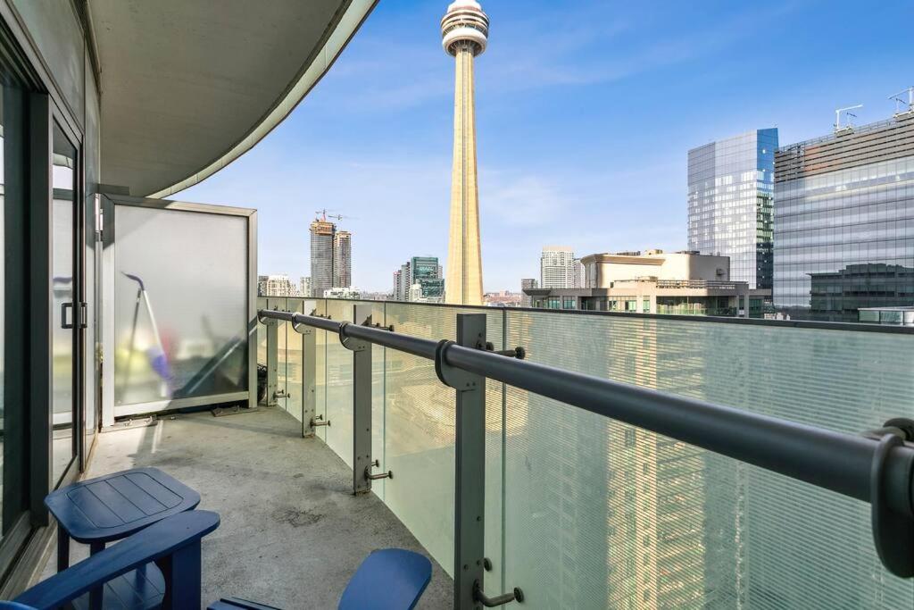 Luxury Condo - Steps to Everything - Balcony View
