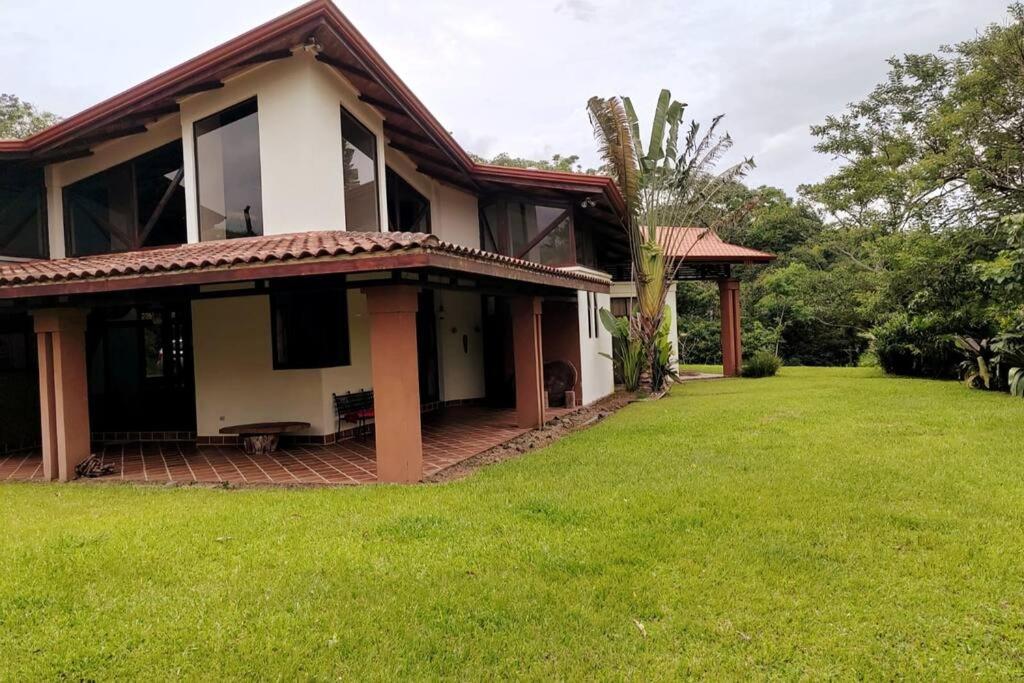 Casona los Bambú