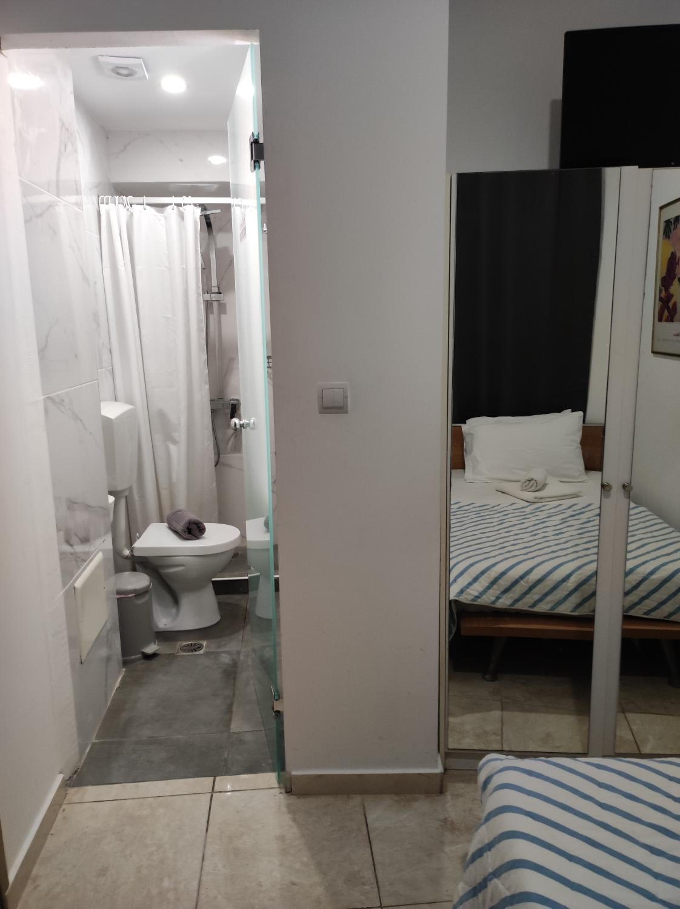 Photo 34