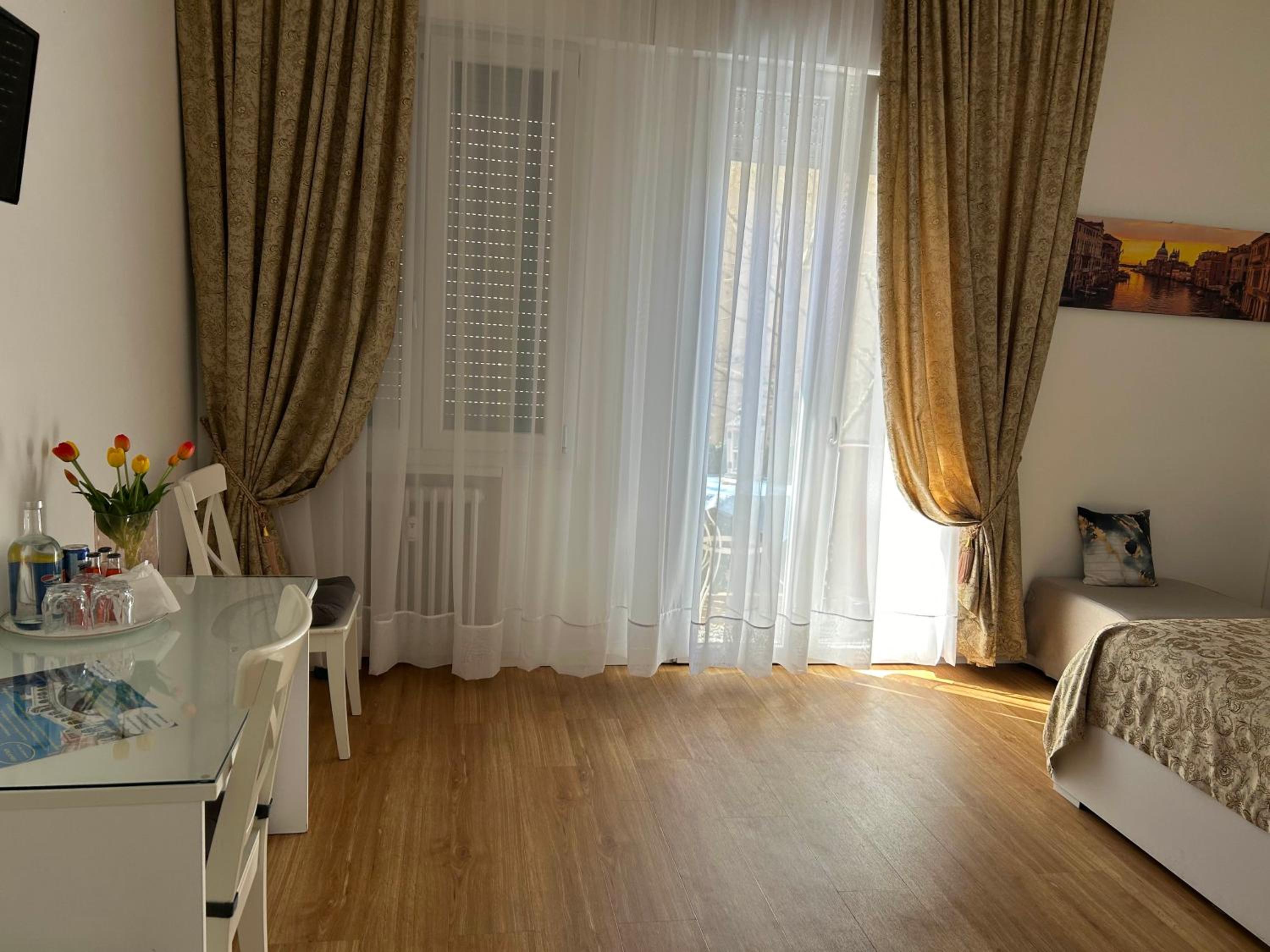 hotel room