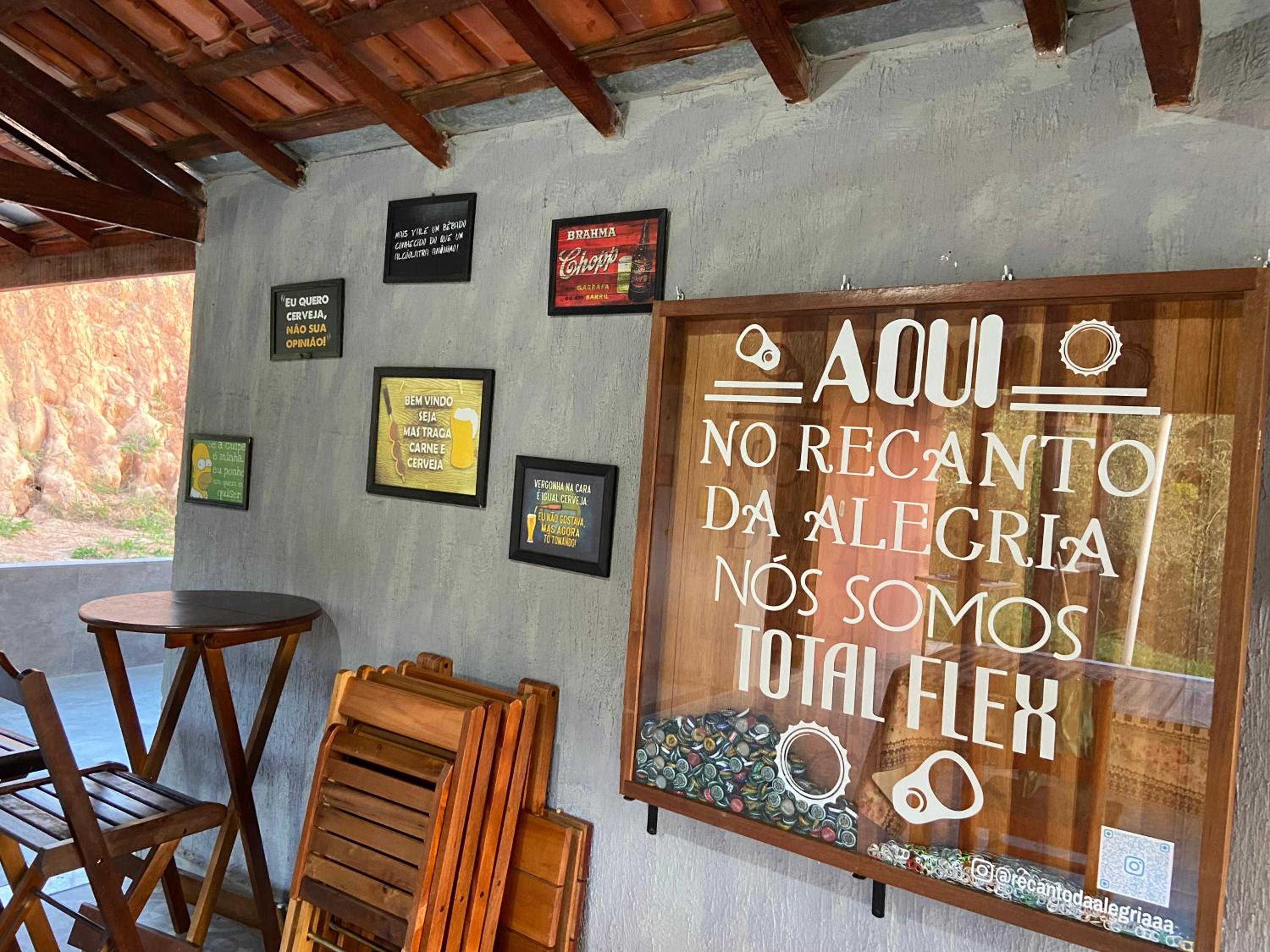 Recanto da Alegria - Casa em Cunha com Jacuzzi,Piscina,Rede,Churrasqueira,Lareira,Deck, Banco de coração