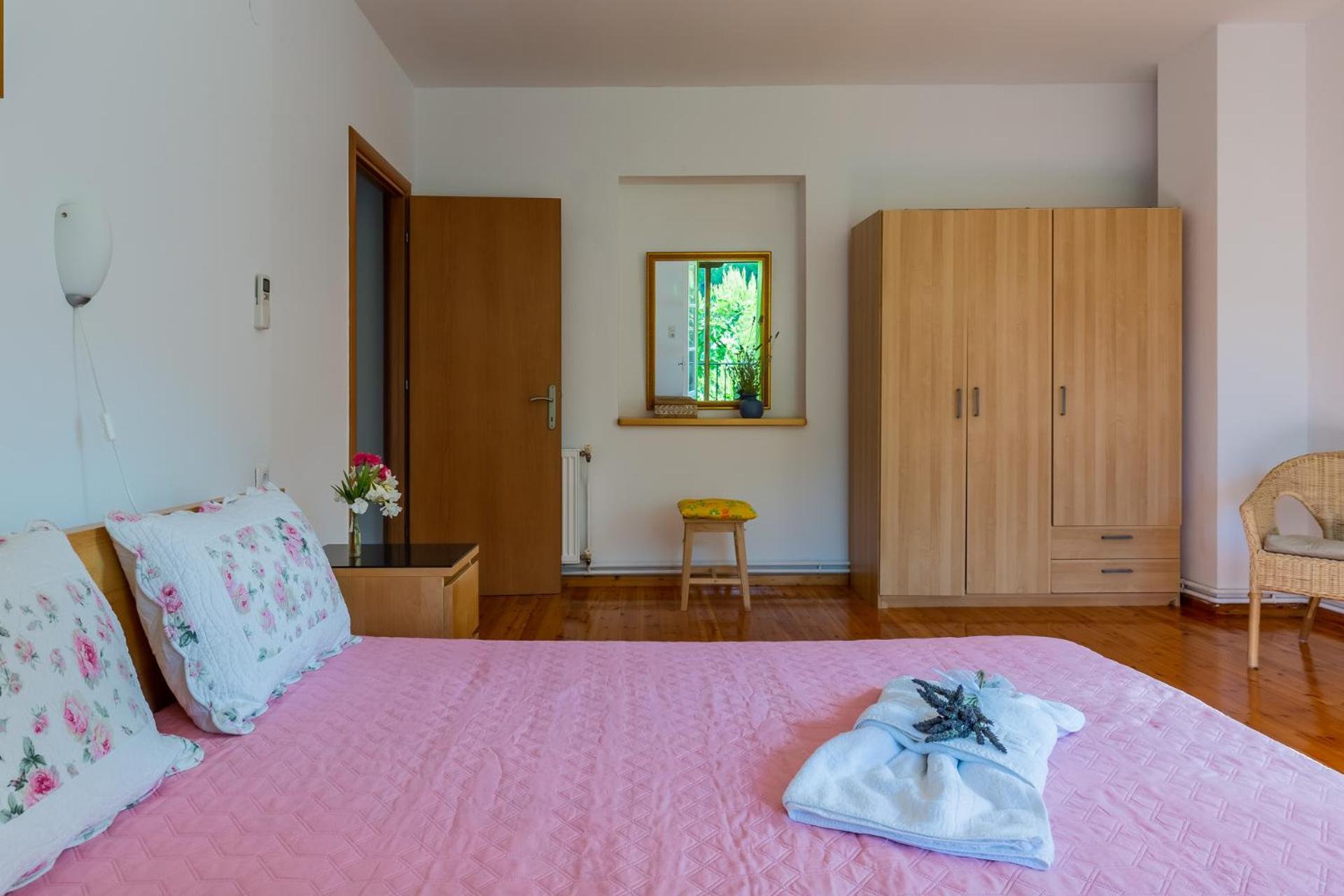 Avgeri Villa