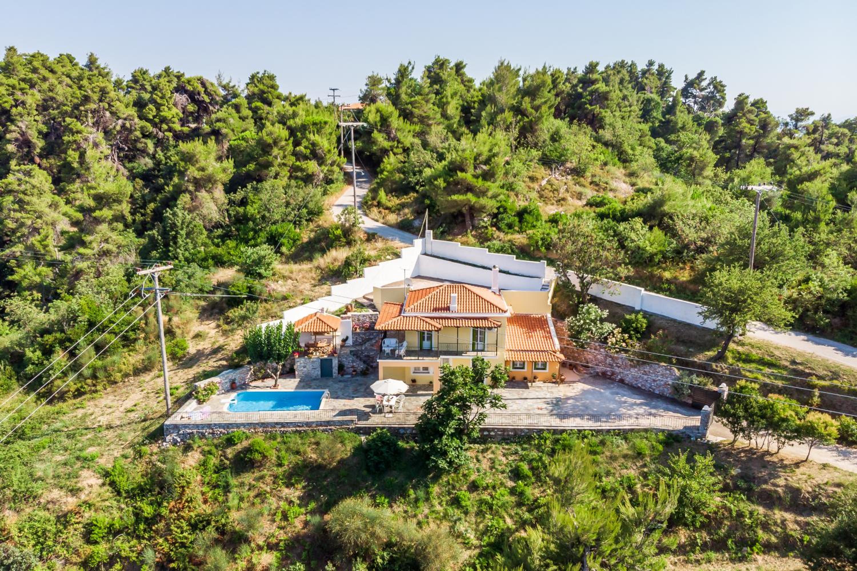 Avgeri Villa