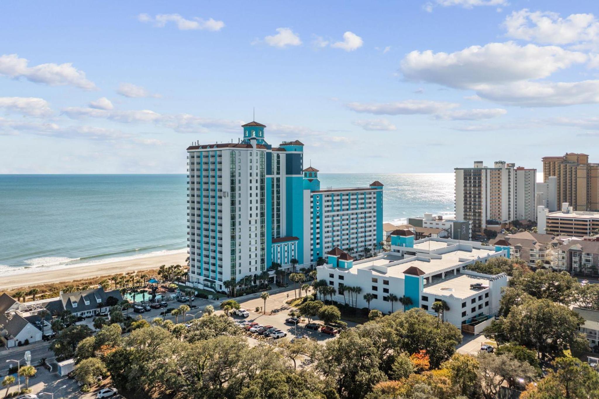 Tropical 1 BR Getaway! Sleeps 4 view 3