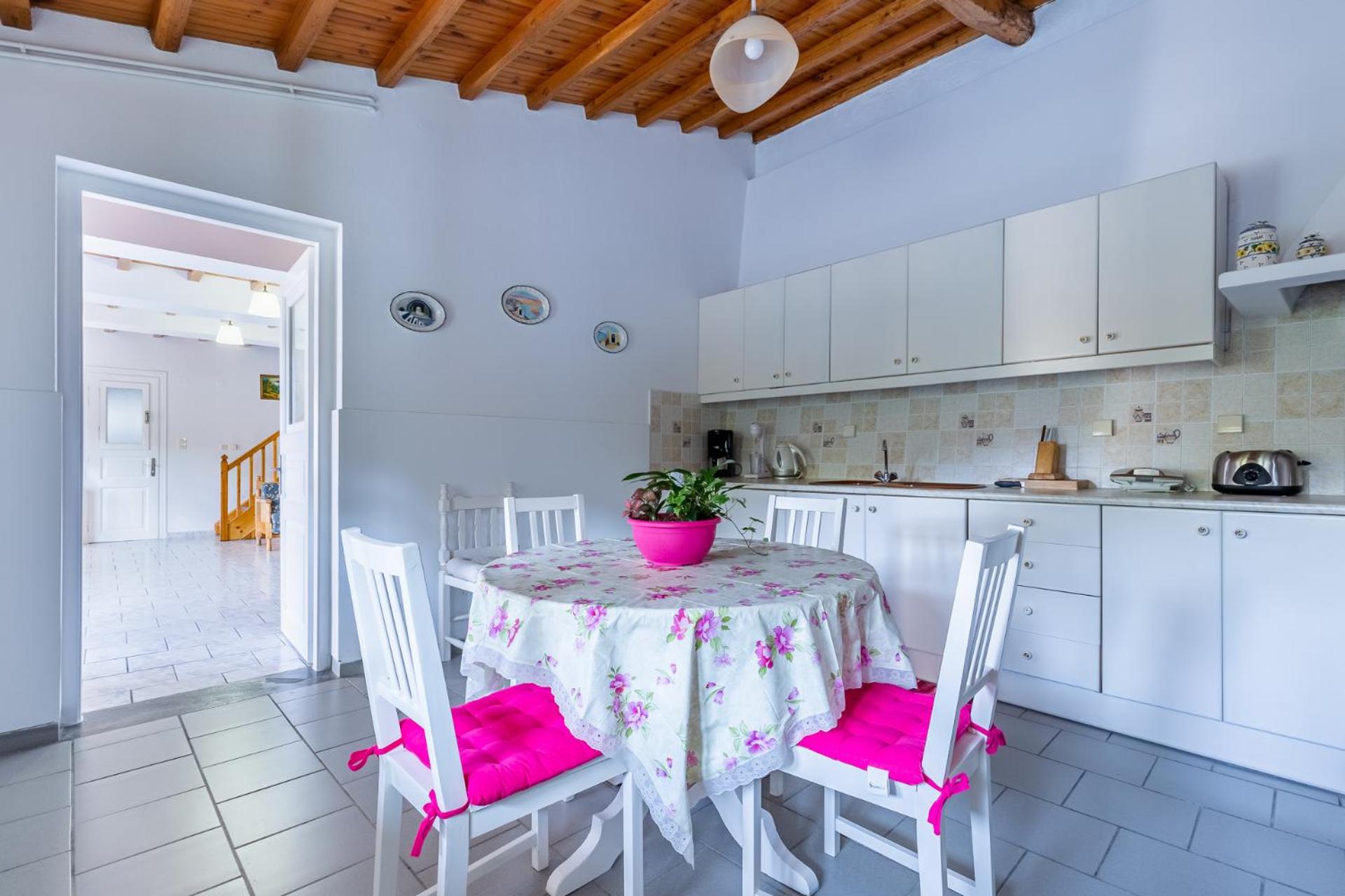 Avgeri Villa