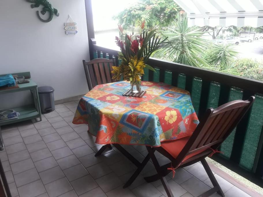 Papayer ! Le studio pour des vacances tropicales view 2
