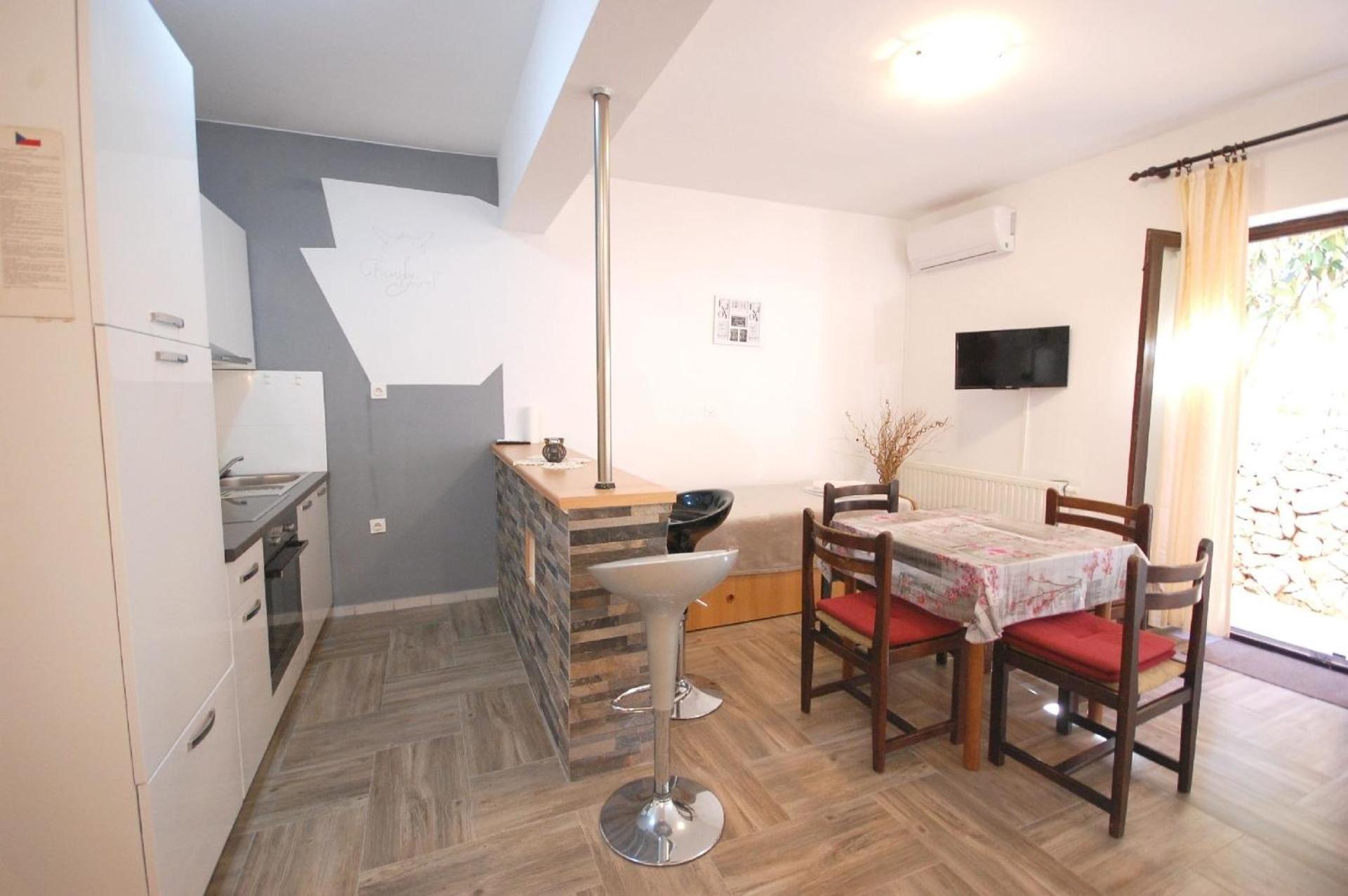 Studio für 2 Personen ca 30 qm in Njivice, Kvarner Bucht Krk view 5